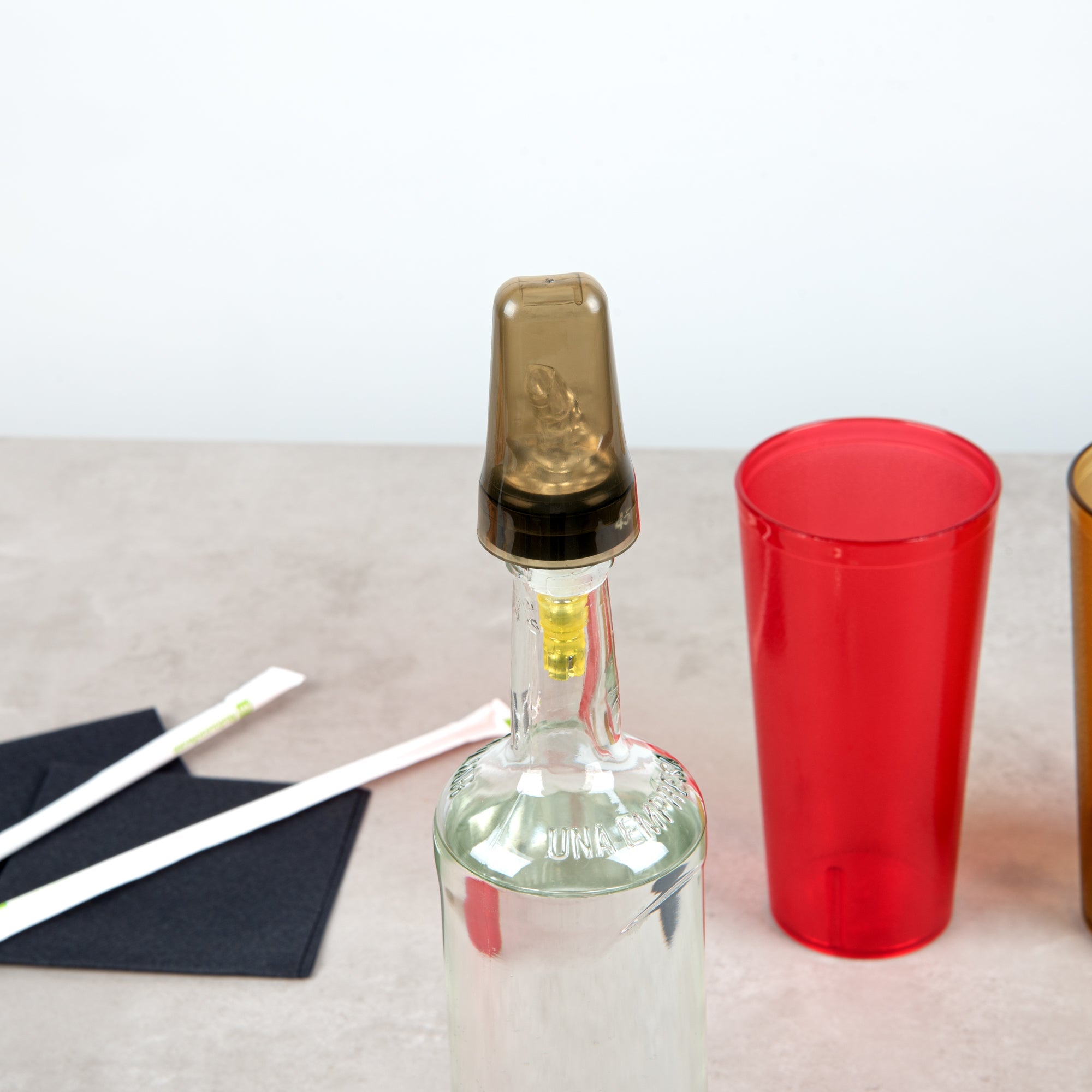 Bar Lux Translucent Plastic Liquor Pourer Cover - Universal - 1 3/4" x 1 3/4" x 3" - 10 count box