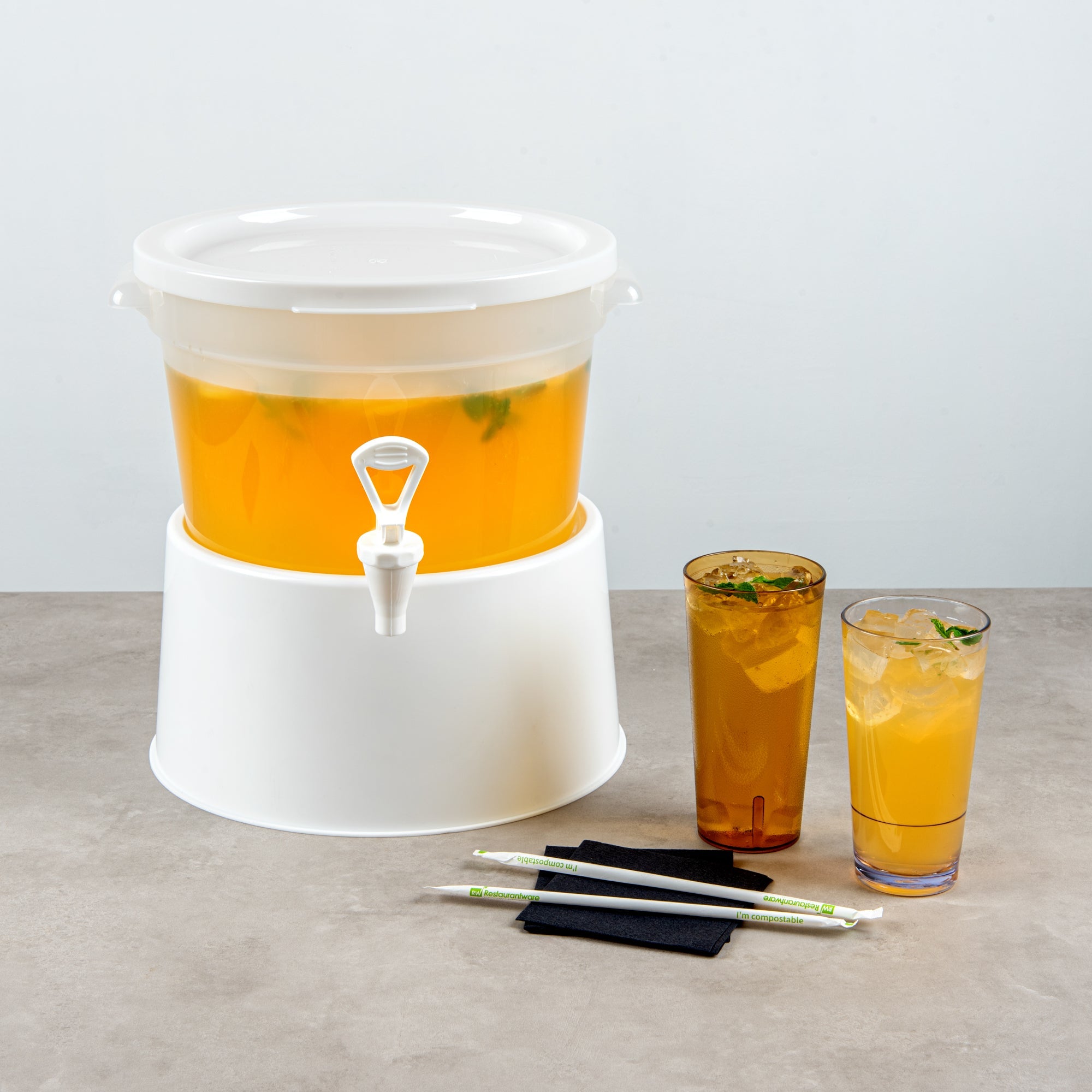 Bev Tek 3 gal Round Clear Plastic Beverage Dispenser - 12 1/2" x 12 1/2" x 8 3/4" - 1 count box