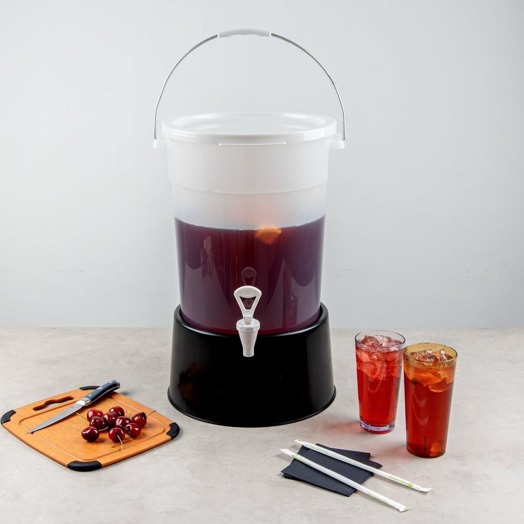 Bev Tek 6 gal Round Clear Plastic Beverage Dispenser - 12 1/4" x 12 1/4" x 15" - 1 count box