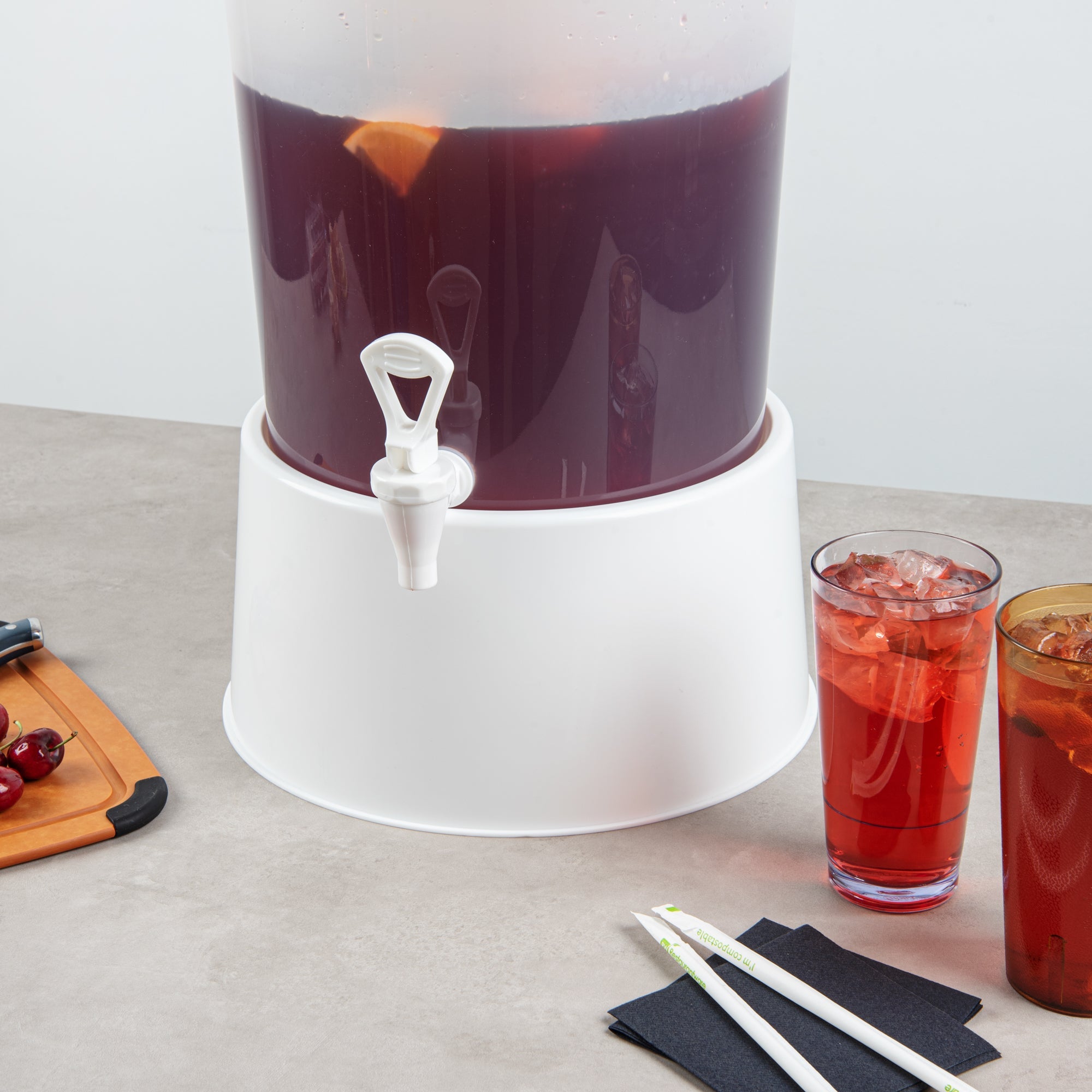 Bev Tek Round White Plastic Beverage Dispenser Base - For 3 and 6 gal Dispenser - 10 1/2" x 10 1/2" x 6 1/2" - 4 count box
