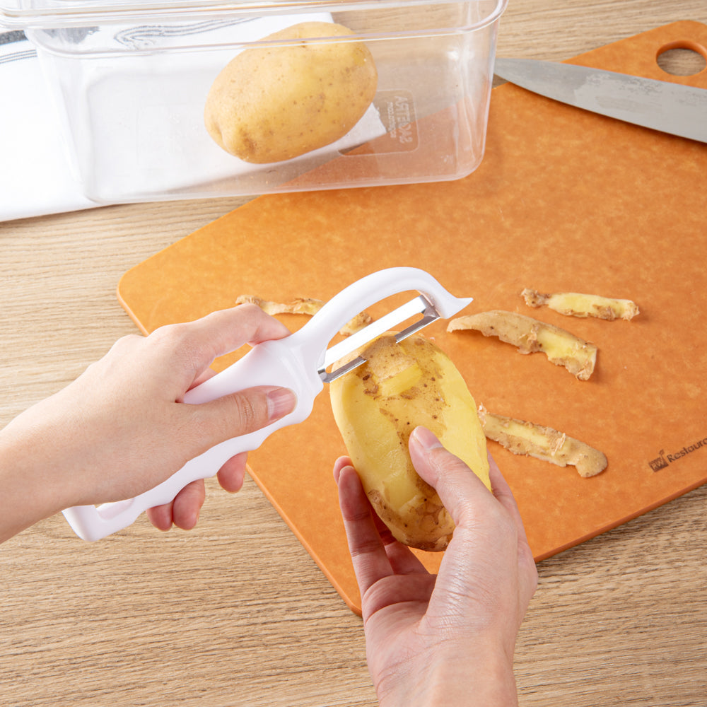 Comfy Grip White Stainless Steel Vegetable Peeler - 7 1/2" - 1 count box