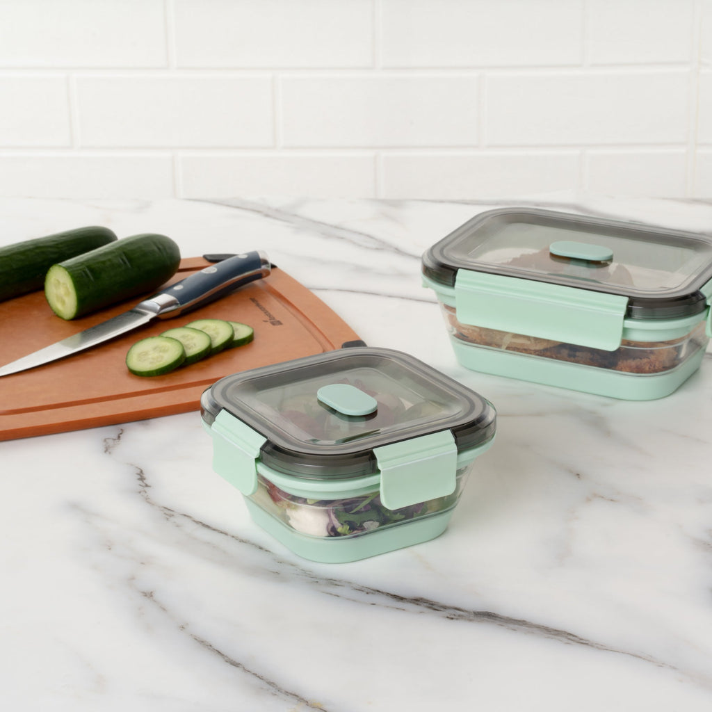 Fresh Hero 17 oz Green Plastic Airtight Food Storage Container - with Vented Lid, Collapsible - 5 1/2" x 5 1/2" x 2 3/4" - 1 count box
