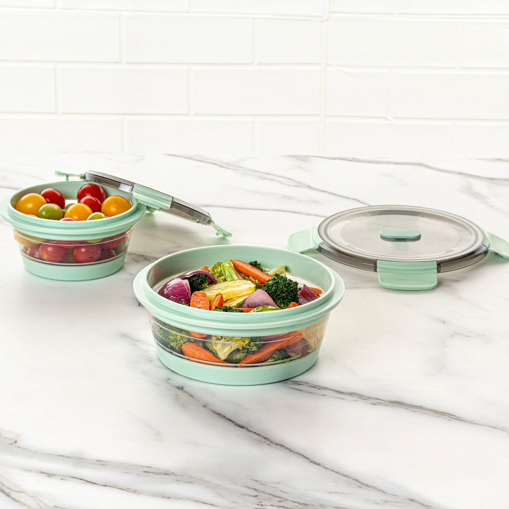 Fresh Hero 27 oz Green Plastic Airtight Food Storage Container - with Vented Lid, Collapsible - 6 3/4" x 6 3/4" x 2 3/4" - 20 count box