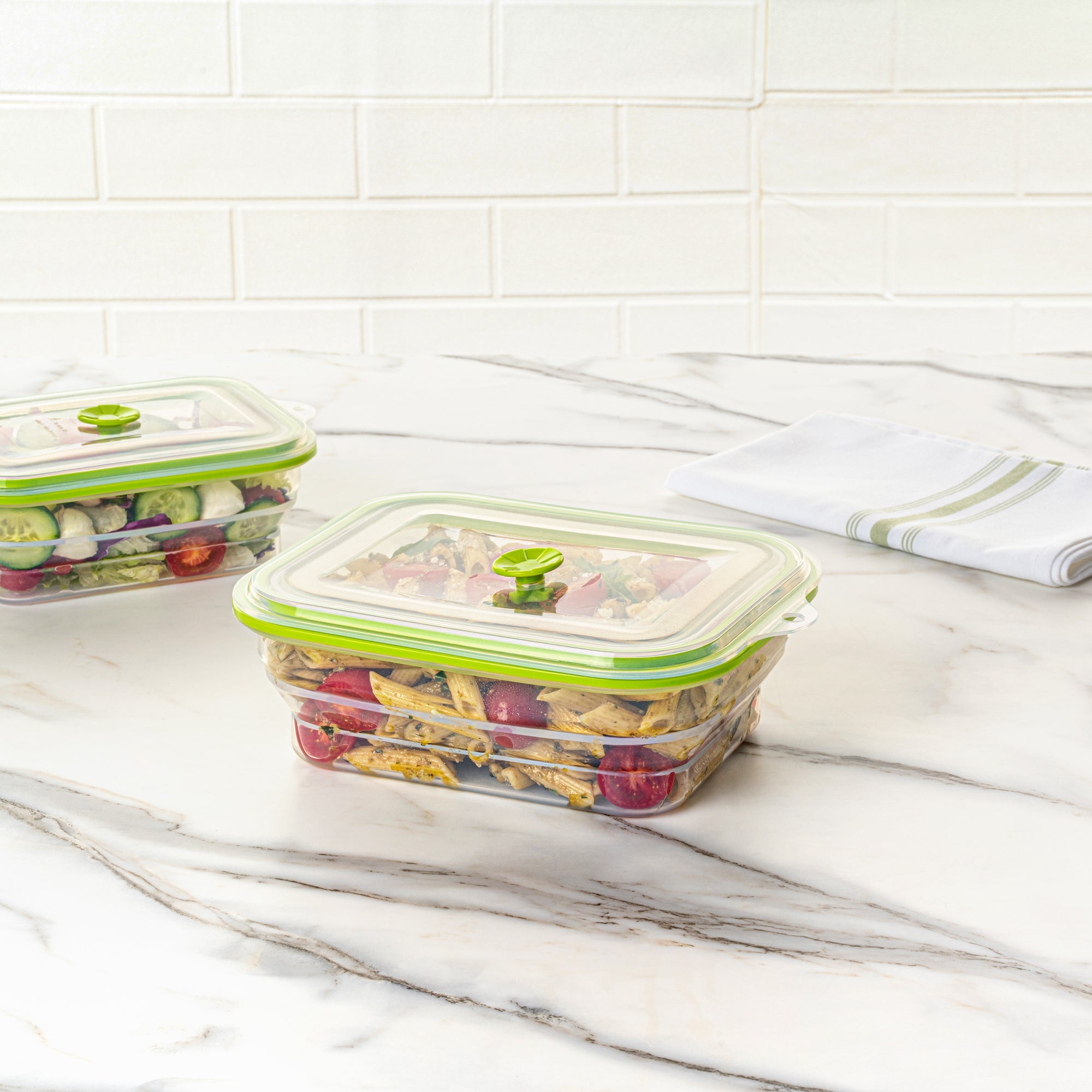 Fresh Hero 51 oz Green Silicone Airtight Food Storage Container - with Vented Lid, Collapsible - 9 1/4" x 7" x 3" - 20 count box
