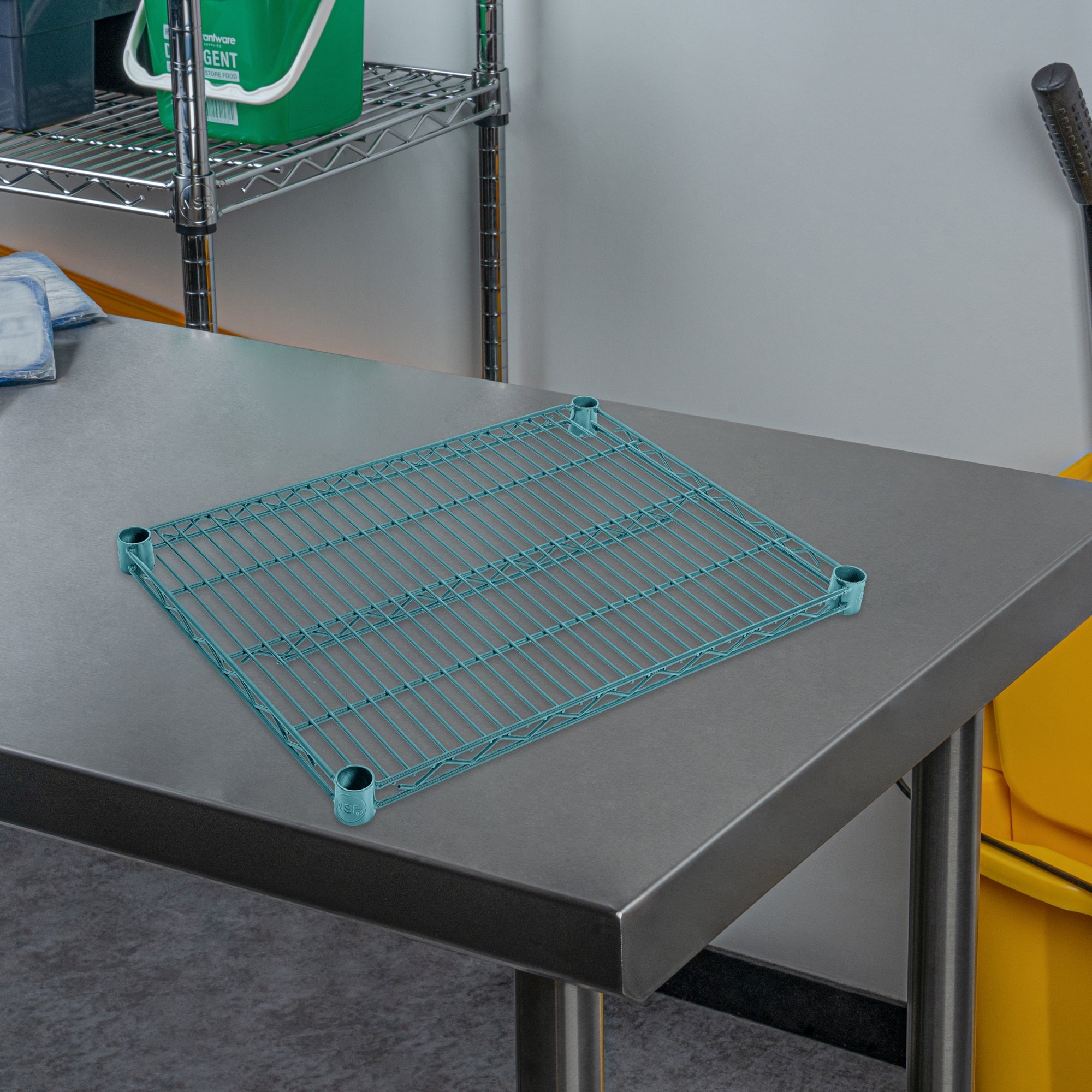 Chef 101 NSF Green Epoxy Shelf - Corrosion-Resistant - 18" x 24" - 4 count box