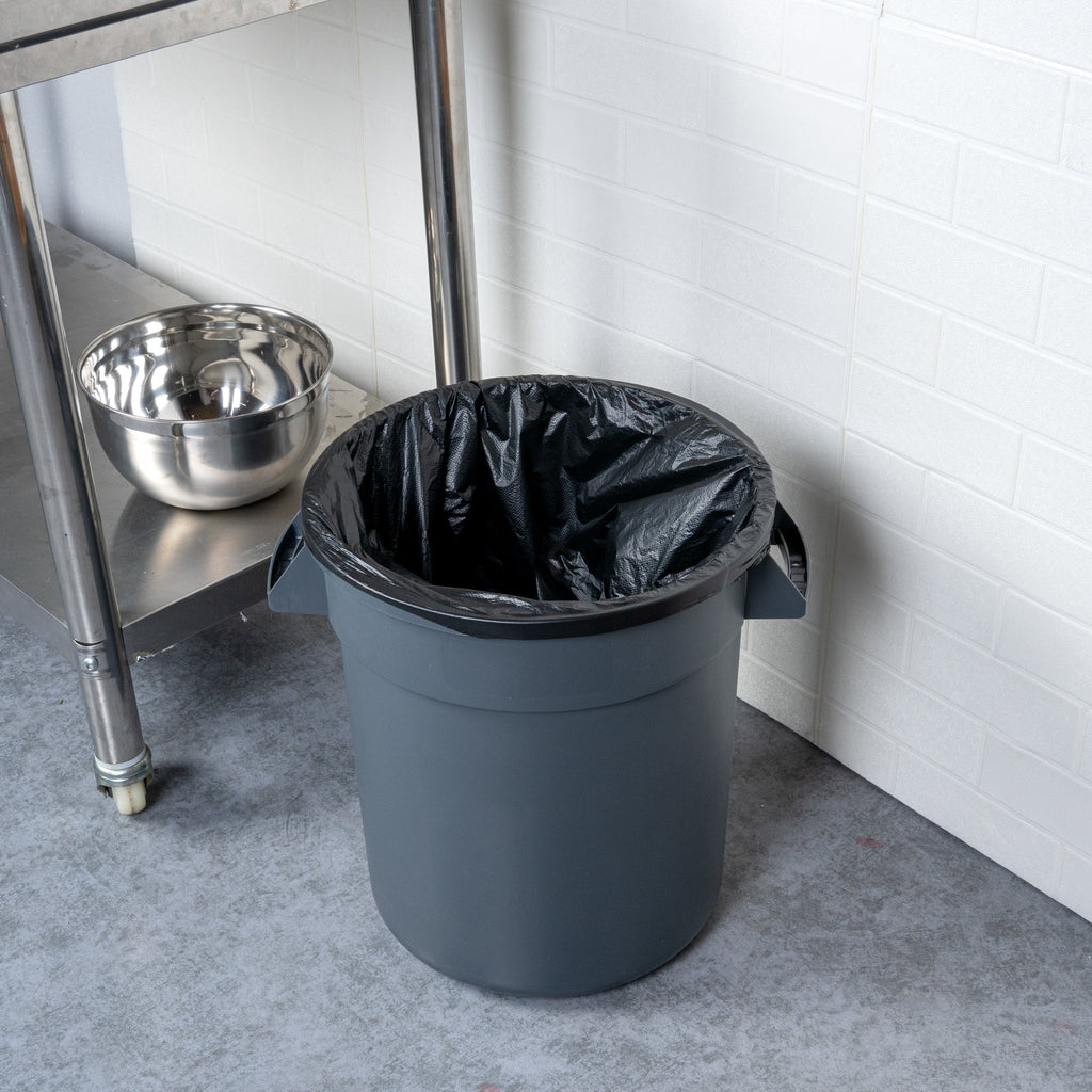RW Clean 10 gal Gray Plastic Commercial Trash Can / Ingredient Bin - 18 1/4" x 15 3/4" x 17 1/4" - 1 count box