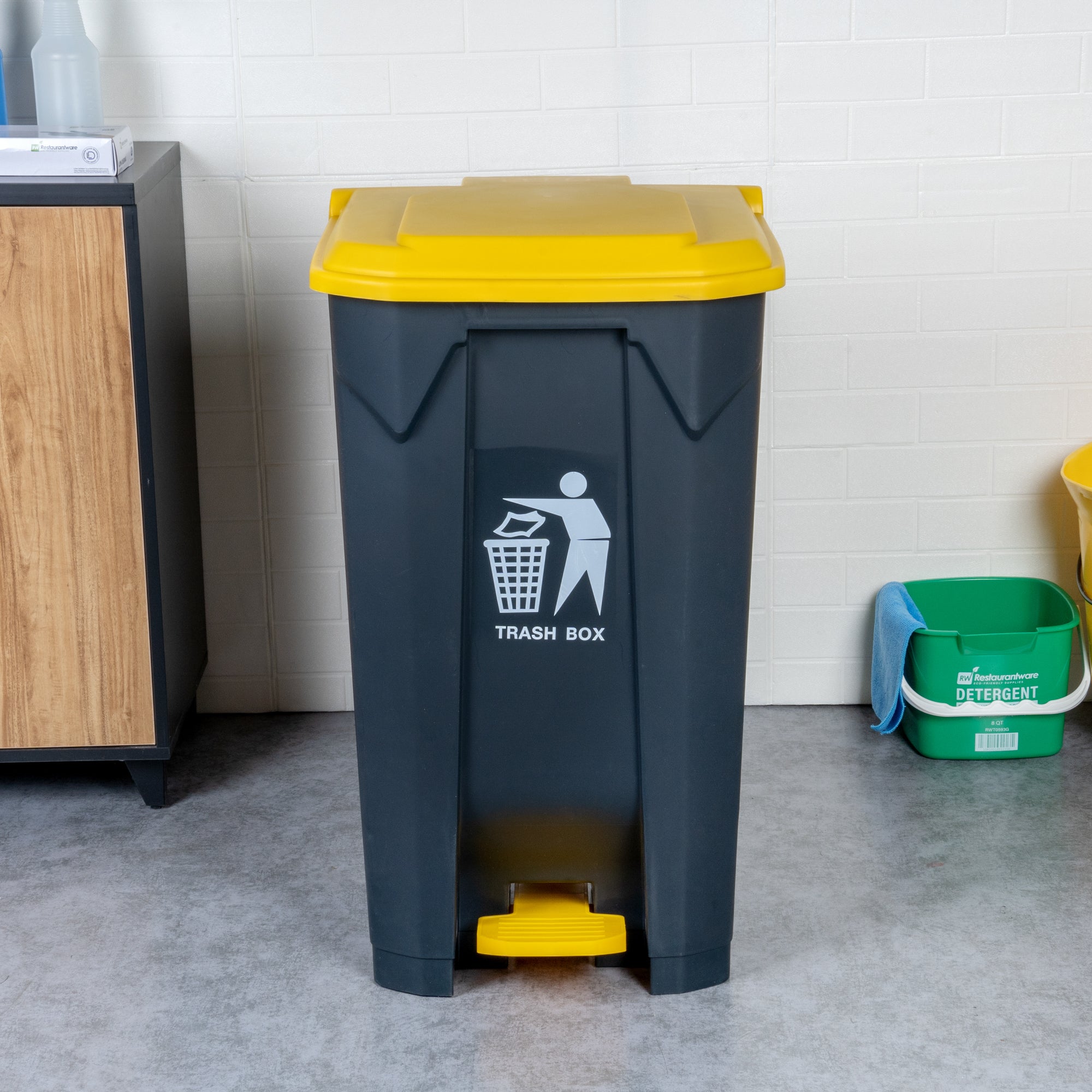 RW Clean 26 gal Dark Gray Plastic Step-On Trash Can - 19 1/2" x 18 3/4" x 33" - 1 count box
