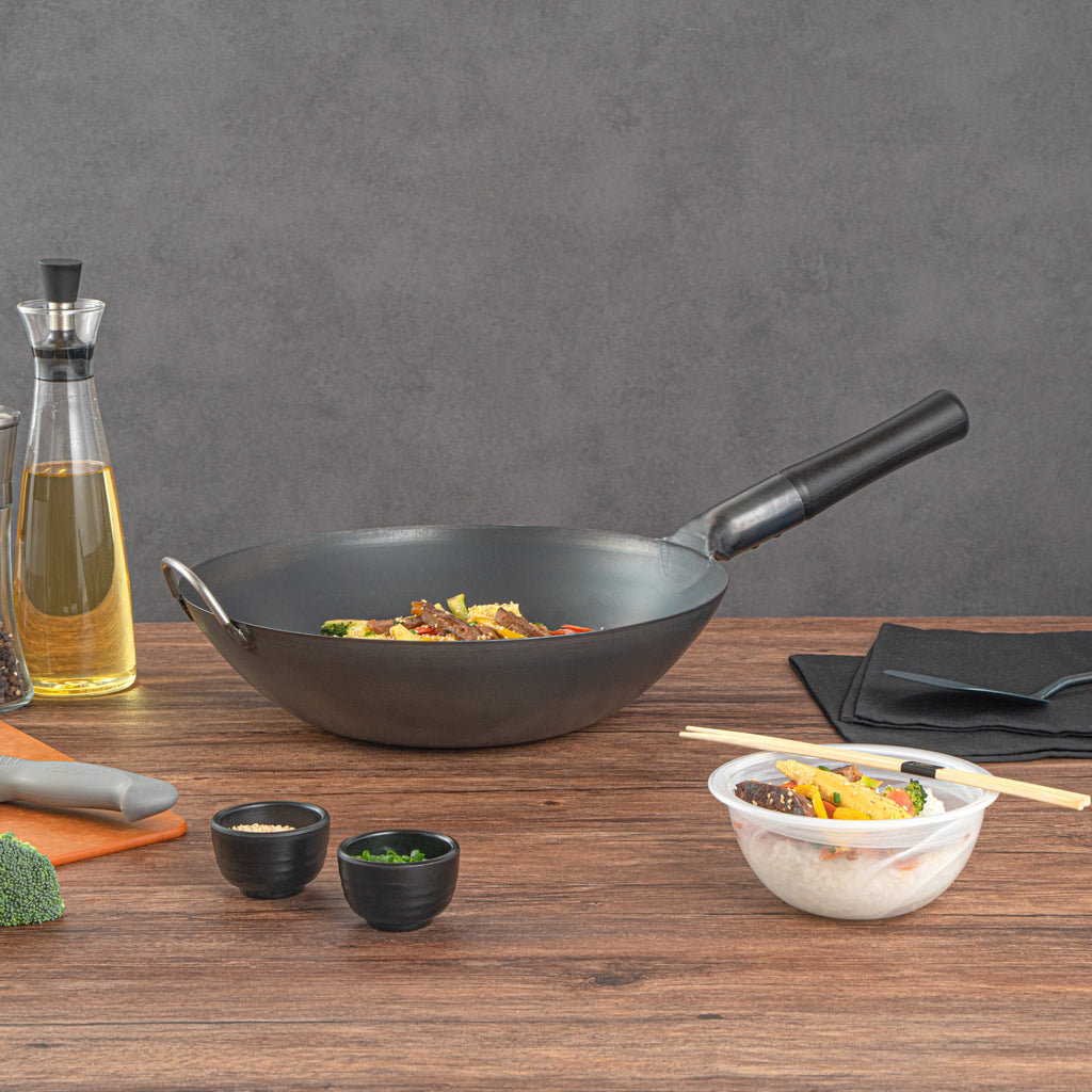 Motomori 14" Black Carbon Steel Flat Bottom Wok / Stir Fry Pan - Pre-seasoned, with Wooden Handle - 10 count box