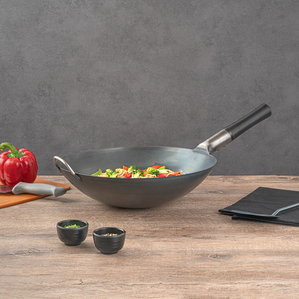 Motomori 14" Black Carbon Steel Round Bottom Wok / Stir Fry Pan - Pre-seasoned, with Wooden Handle - 1 count box