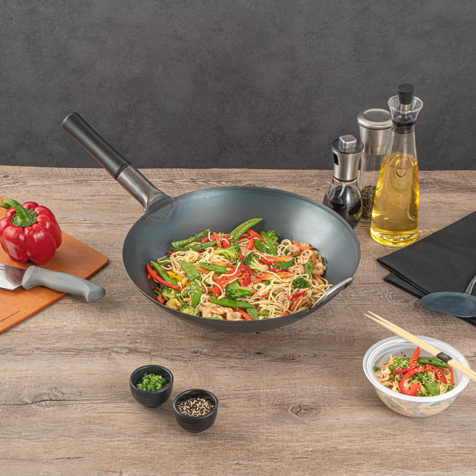 Motomori 14" Black Carbon Steel Round Bottom Wok / Stir Fry Pan - Pre-seasoned, with Wooden Handle - 10 count box