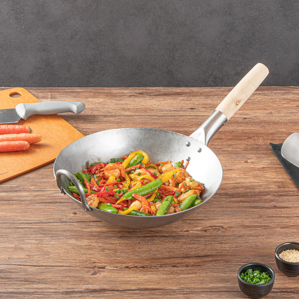 Motomori 12" Carbon Steel Round Bottom Wok / Stir Fry Pan - Hand Hammered, with Wooden Handle - 1 count box
