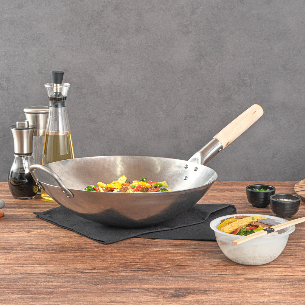 Motomori 14" Carbon Steel Round Bottom Wok / Stir Fry Pan - Hand Hammered, with Wooden Handle - 1 count box