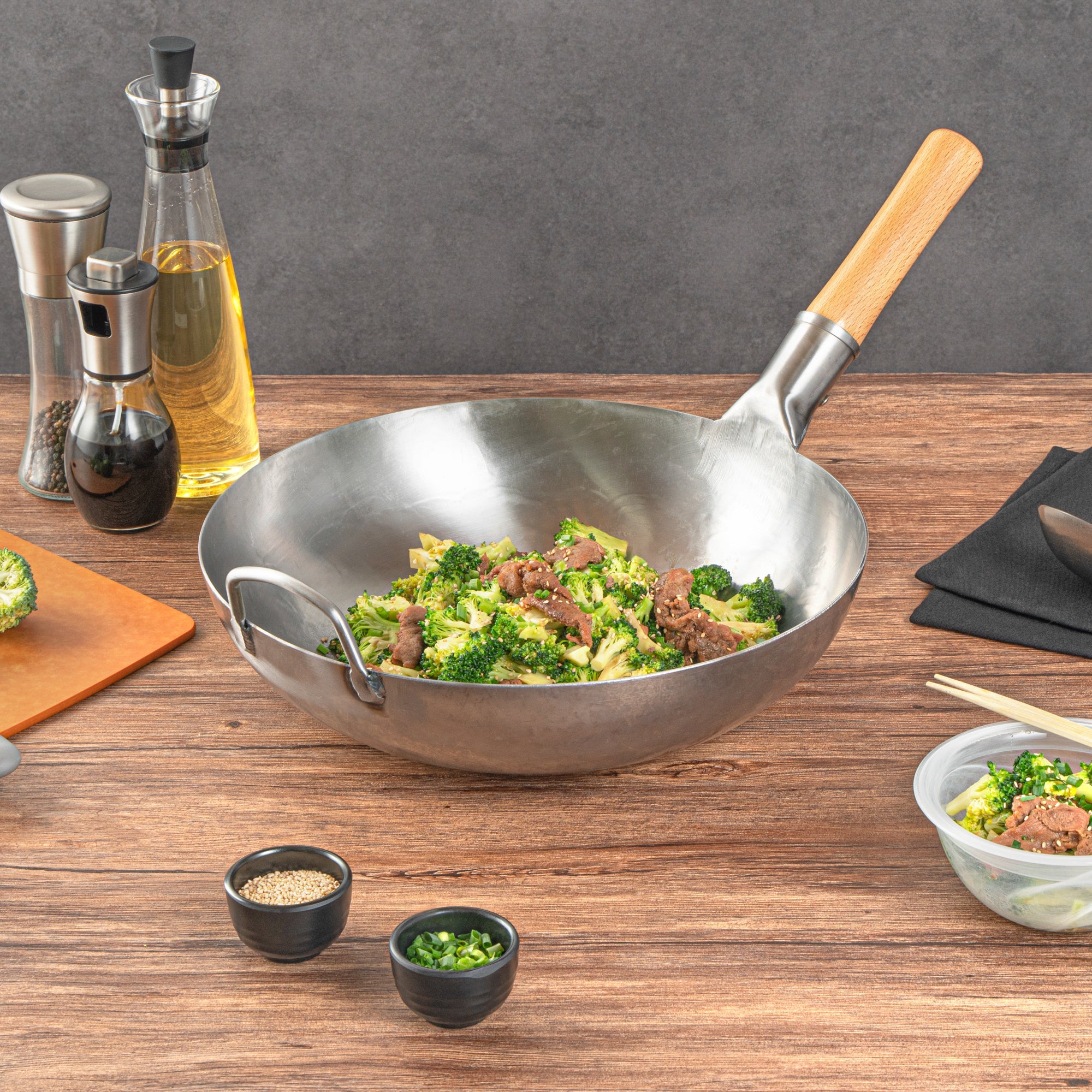 Motomori 14" Carbon Steel Flat Bottom Wok / Stir Fry Pan - Hand Hammered, with Wooden Handle - 1 count box