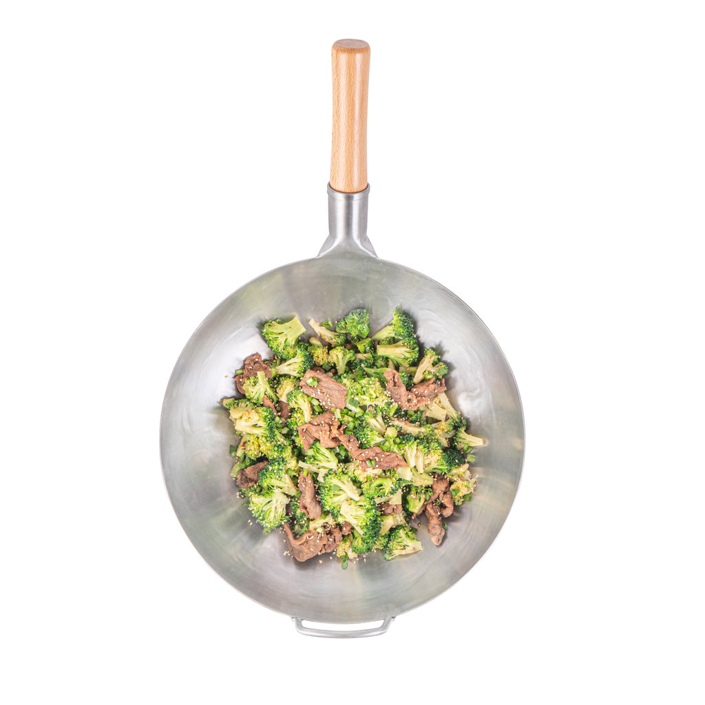 Motomori 14" Carbon Steel Flat Bottom Wok / Stir Fry Pan - Hand Hammered, with Wooden Handle - 1 count box