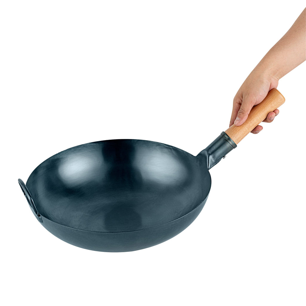 Motomori 14" Blue Carbon Steel Flat Bottom Wok / Stir Fry Pan - Hand Hammered, Pre-seasoned, with Wooden Handle - 10 count box