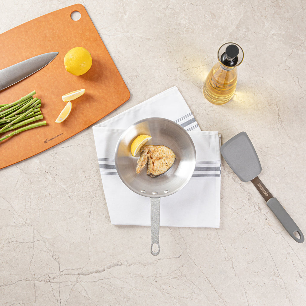 Met Lux Aluminum 7" Fry Pan - 6 count box