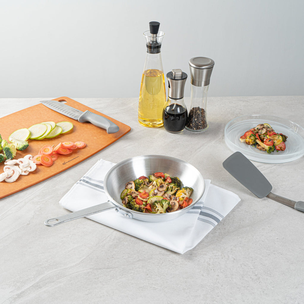 Met Lux Aluminum 8" Fry Pan - 6 count box