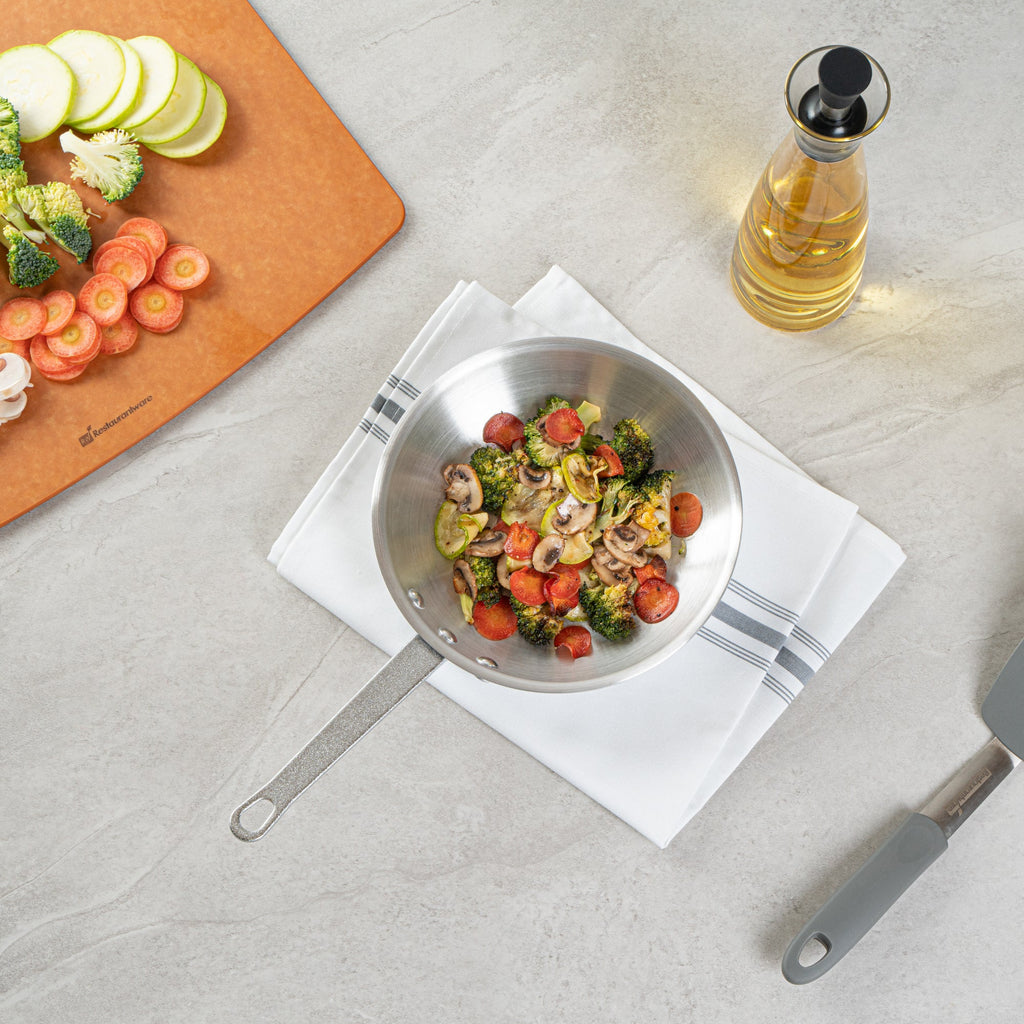 Met Lux Aluminum 8" Fry Pan - 6 count box