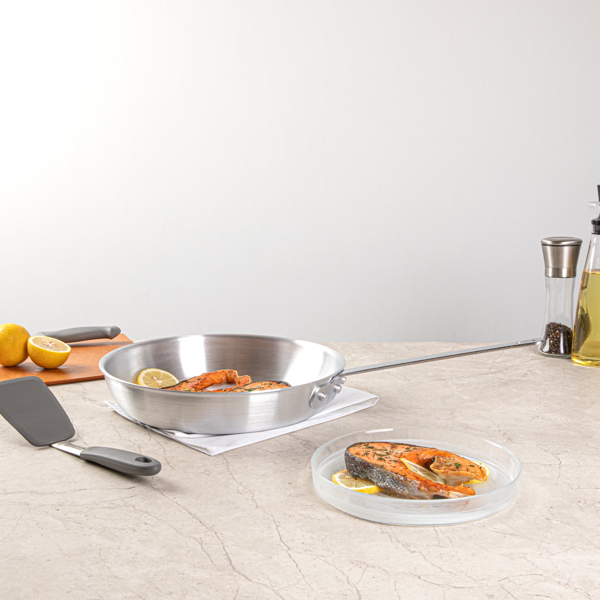 Met Lux Aluminum 12" Fry Pan - 1 count box