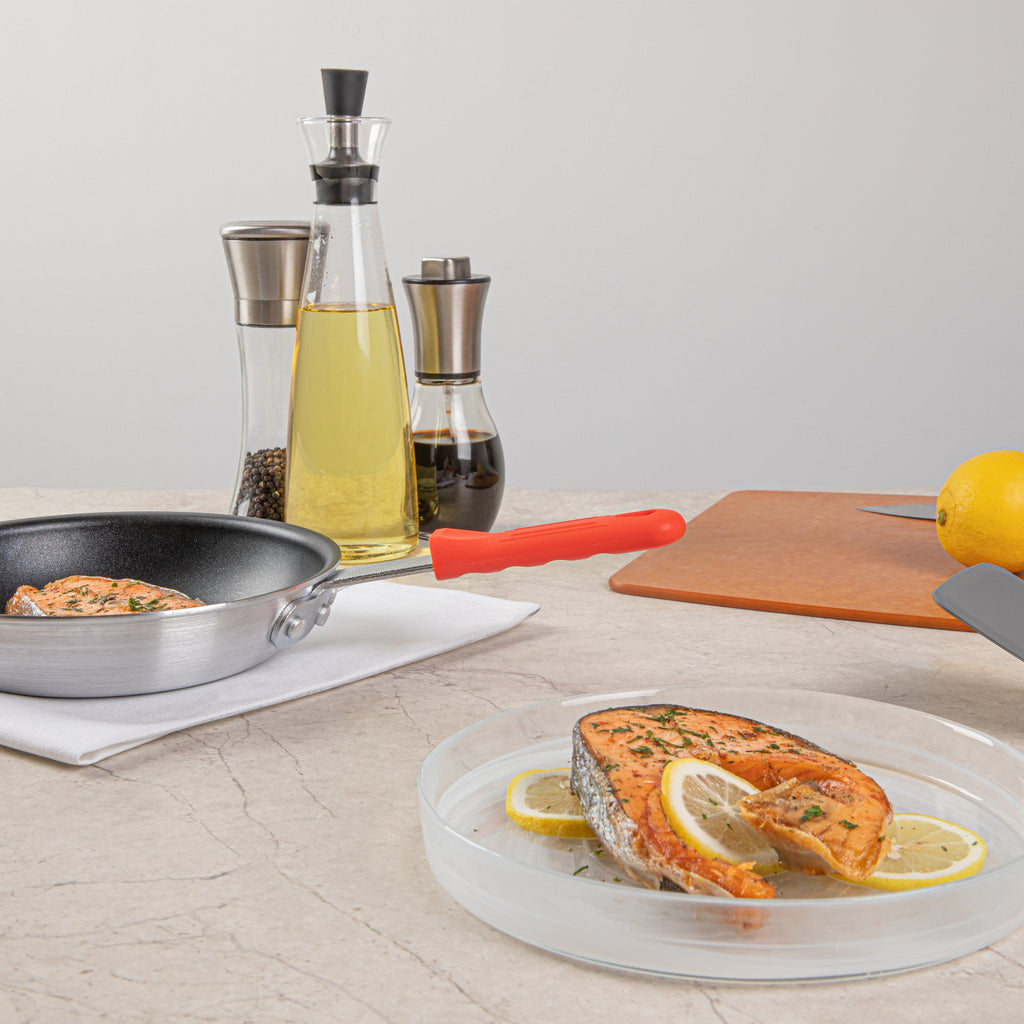 Met Lux Red Silicone Removable Pan Handle Sleeve - For 7" and 8" Aluminum Pans - 4 1/4" - 1 count box