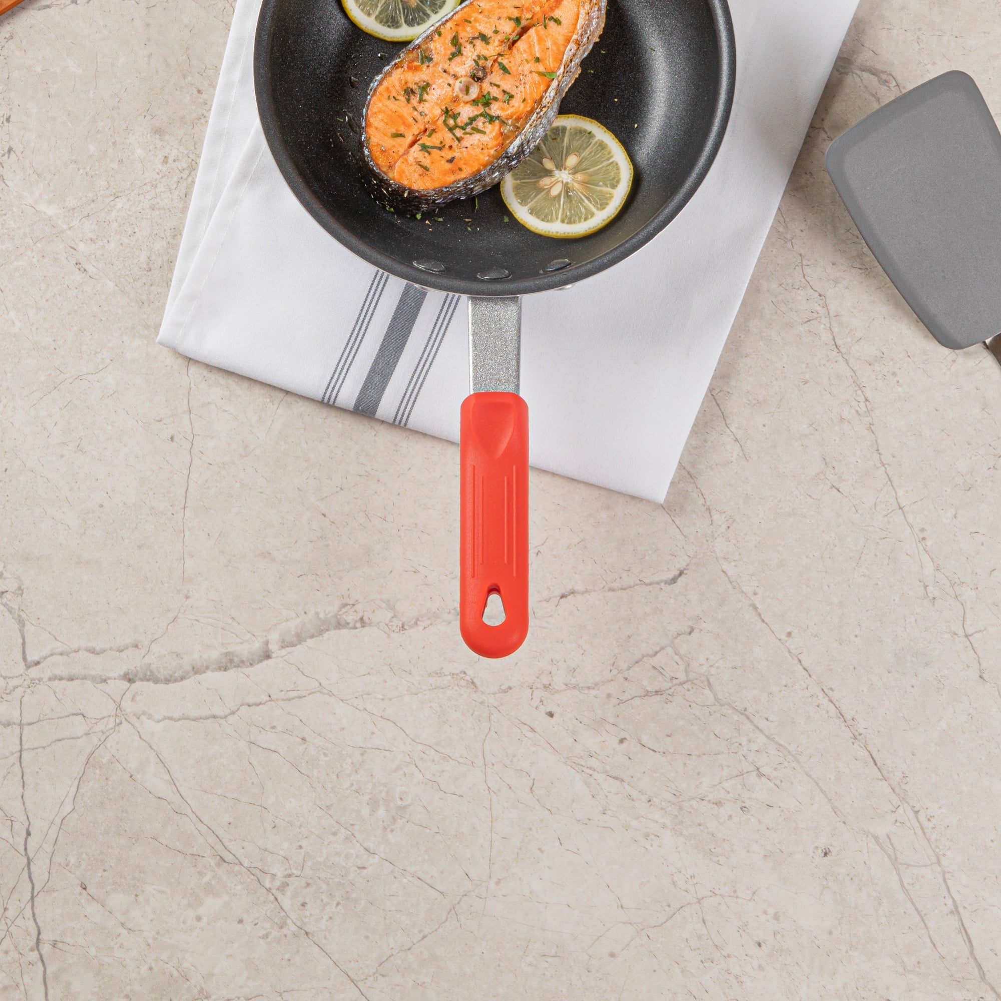 Met Lux Red Silicone Removable Pan Handle Sleeve - For 7" and 8" Aluminum Pans - 4 1/4" - 1 count box
