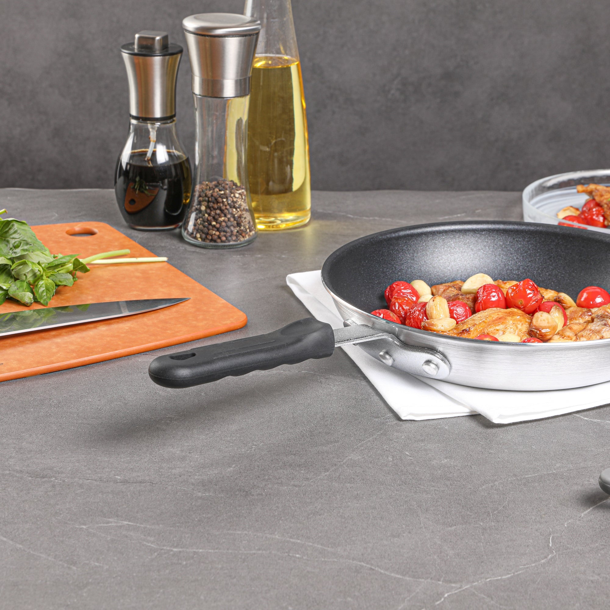 Met Lux Black Silicone Removable Pan Handle Sleeve - For 10" and 12" Aluminum Pans - 5 1/4" - 1 count box