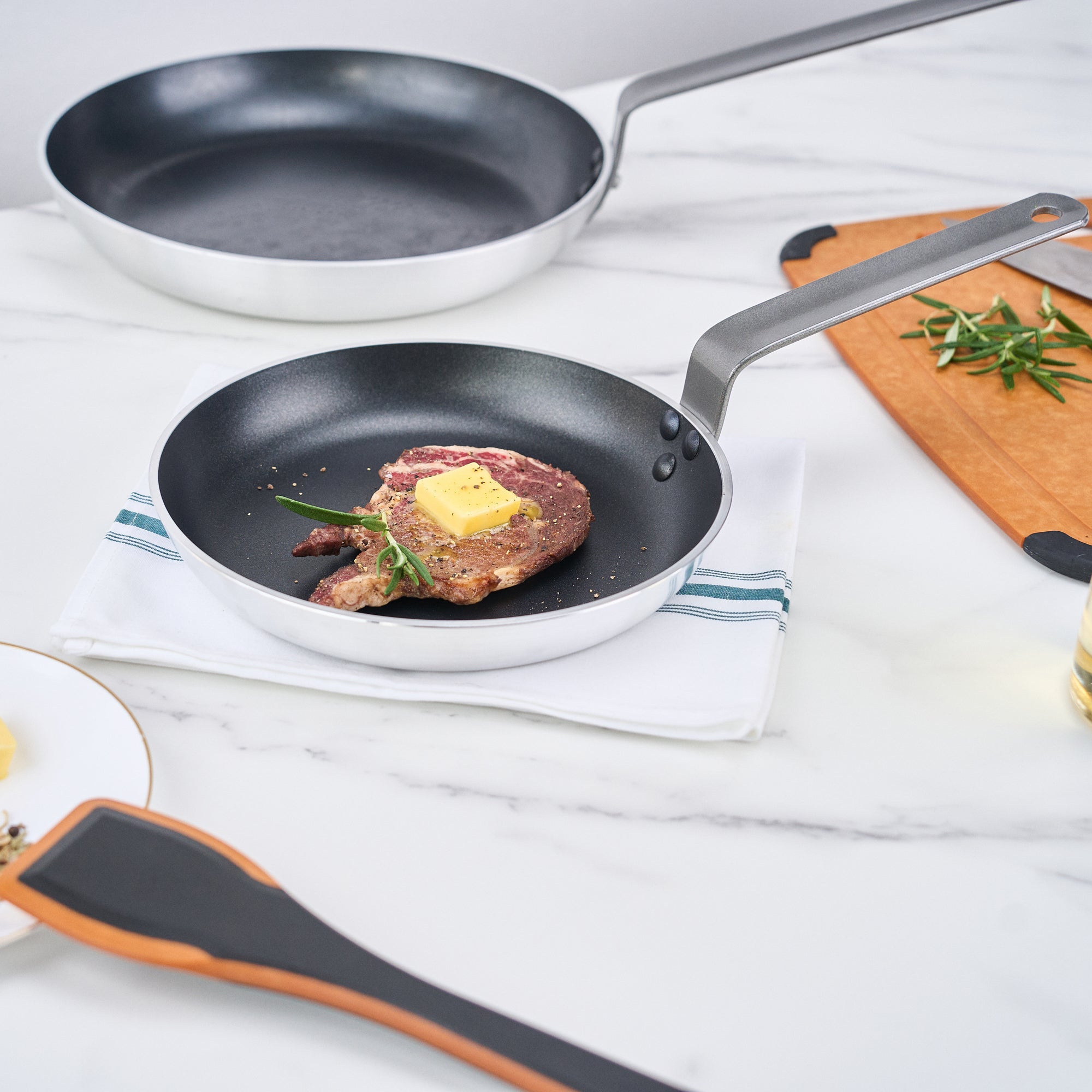 Met Lux Aluminum 9" Fry Pan - Non-Stick, Induction Ready, Heavy Duty - 1 count box