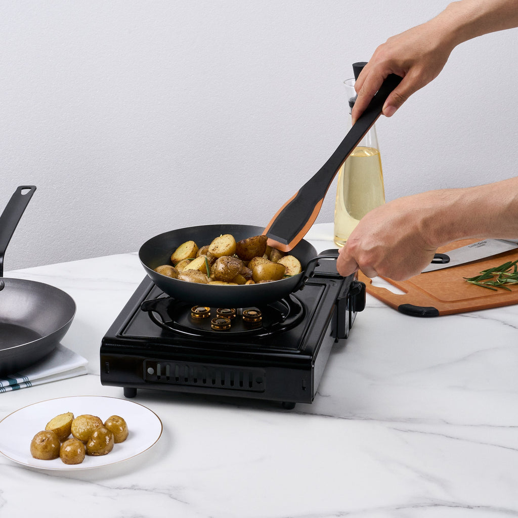 Met Lux Black Carbon Steel 9" Fry Pan - 1 count box