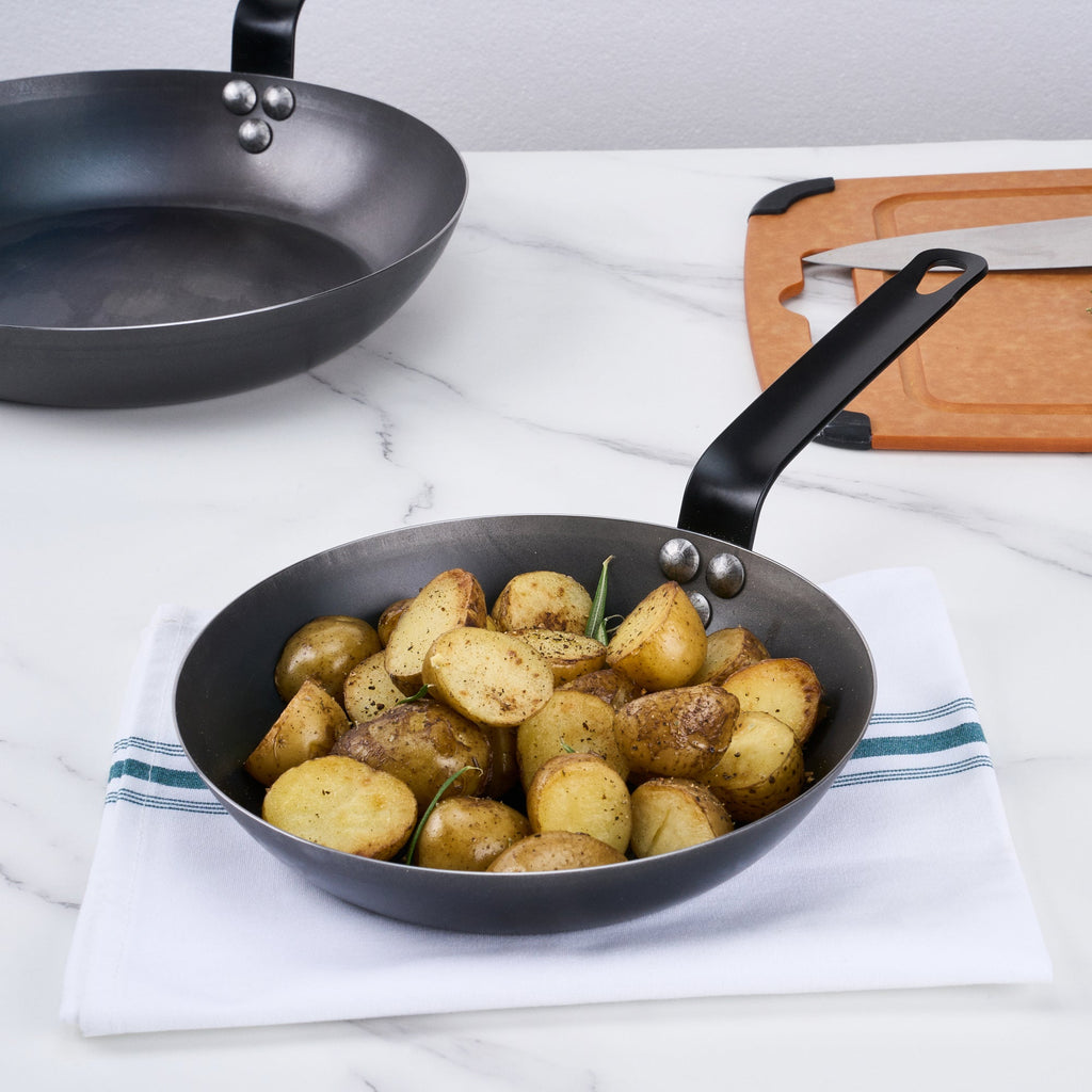 Met Lux Black Carbon Steel 9" Fry Pan - 6 count box