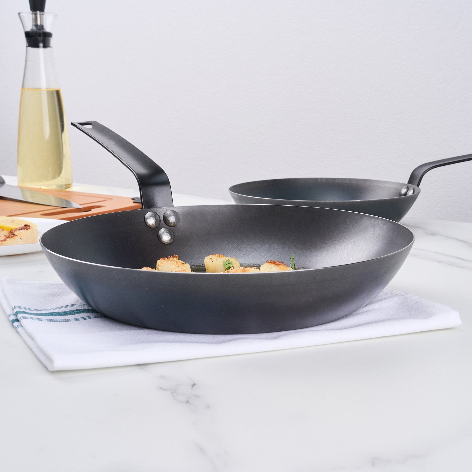 Met Lux Black Carbon Steel 11" Fry Pan - 1 count box