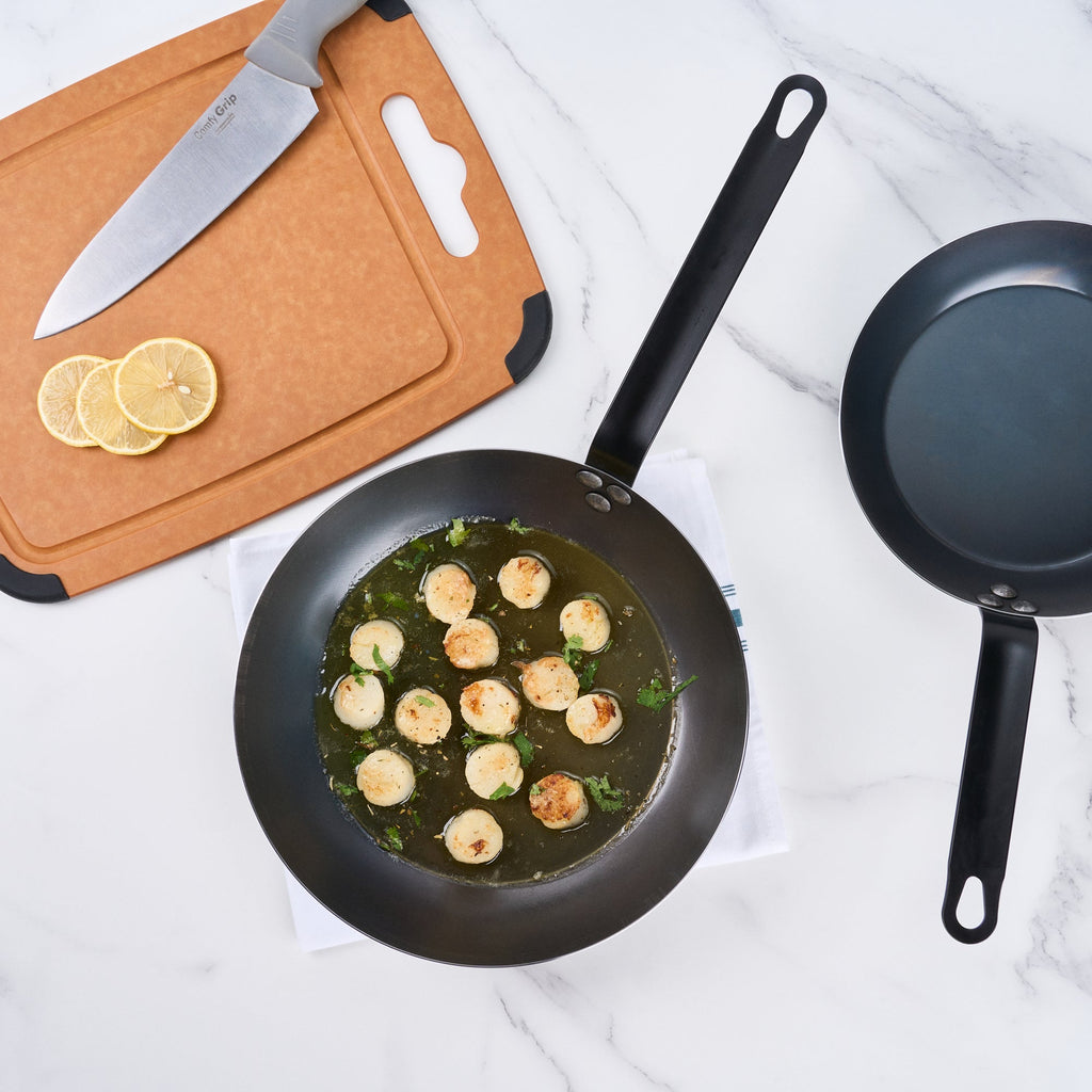 Met Lux Black Carbon Steel 11" Fry Pan - 6 count box