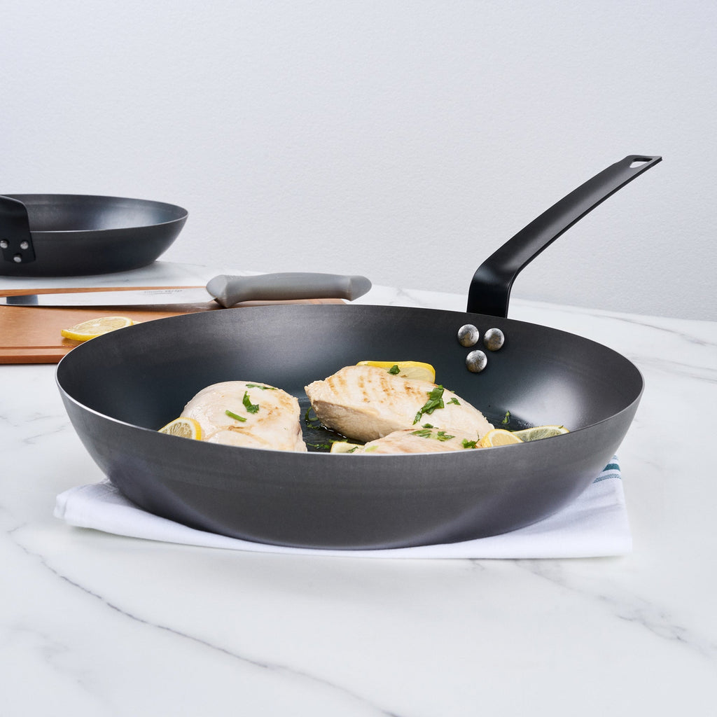 Met Lux Black Carbon Steel 13" Fry Pan - 1 count box
