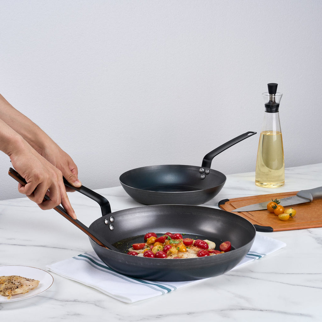 Met Lux Black Carbon Steel 14" Fry Pan - 1 count box
