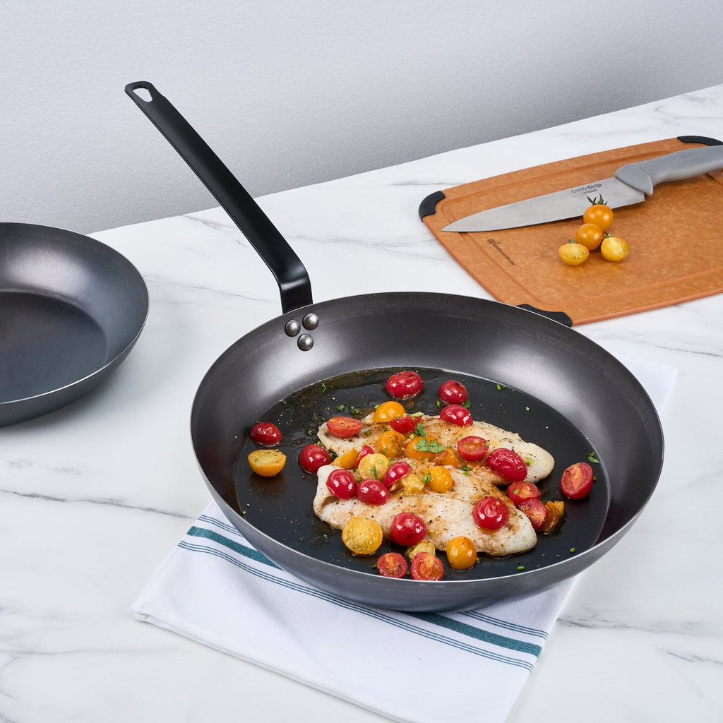 Met Lux Black Carbon Steel 14" Fry Pan - 6 count box