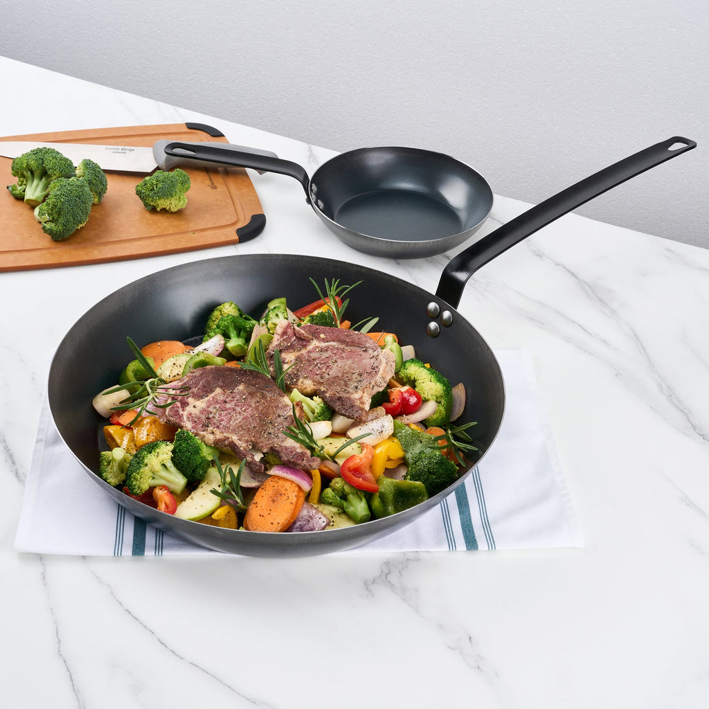 Met Lux Black Carbon Steel 16" Fry Pan - 1 count box