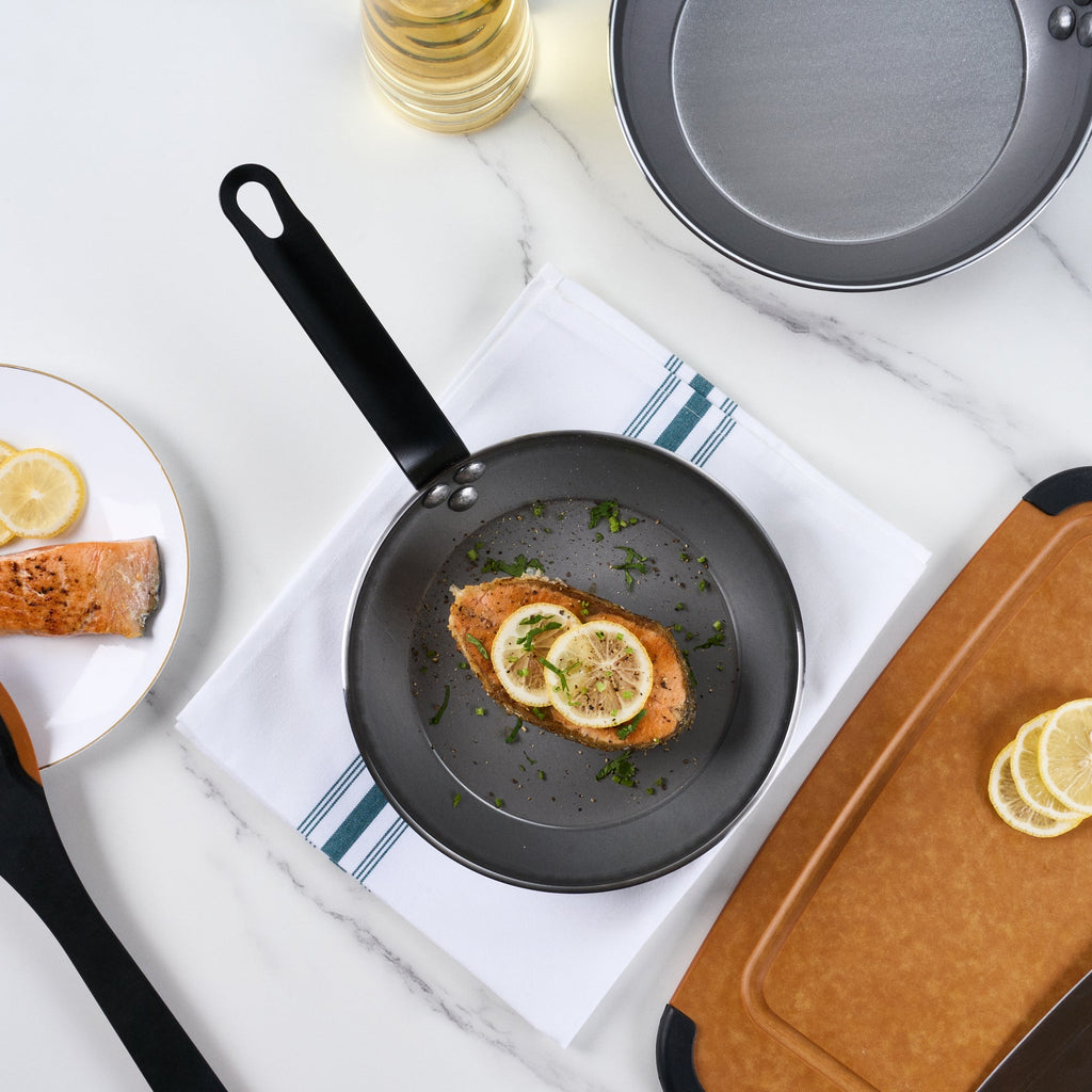 Met Lux Carbon Steel 8" Fry Pan - 1 count box
