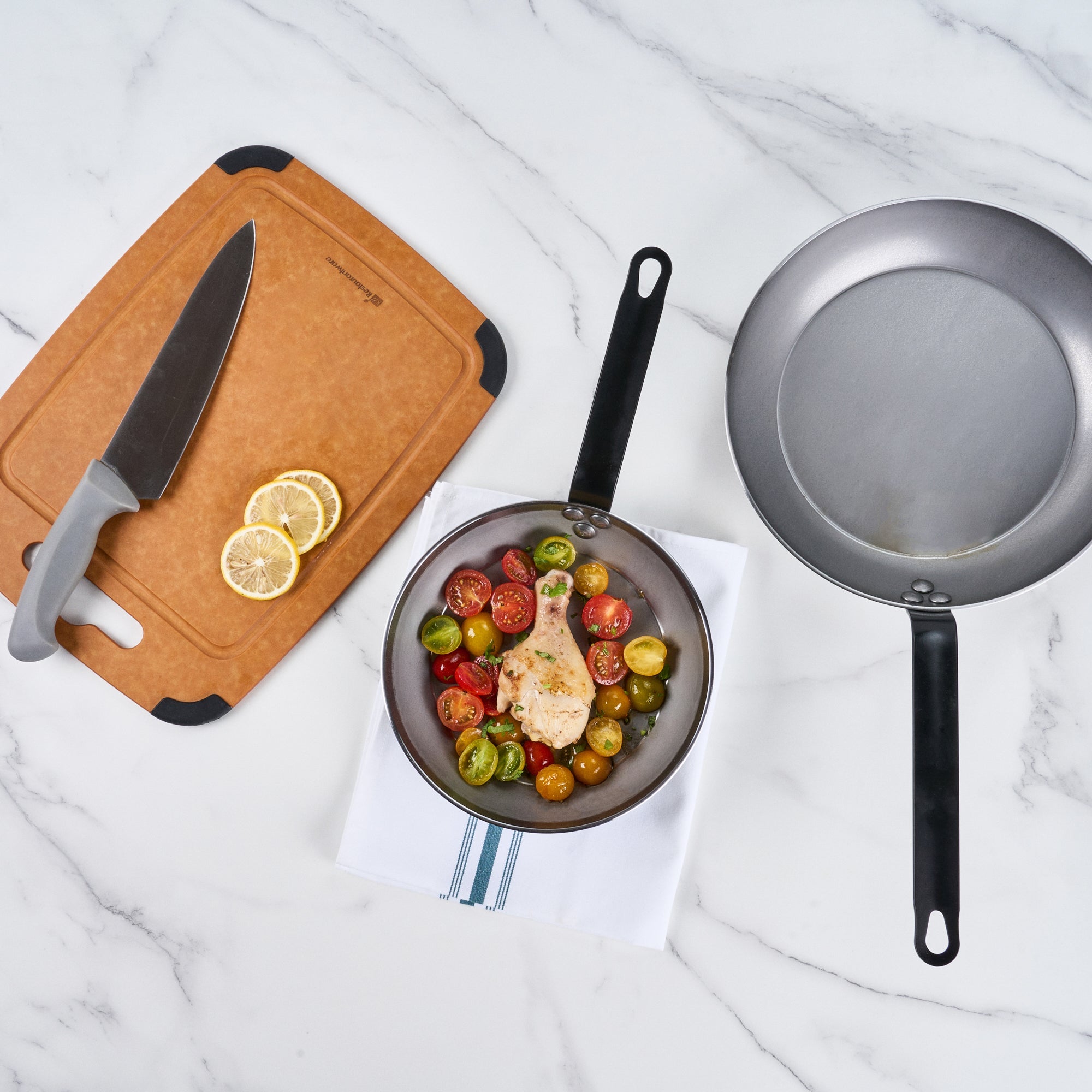Met Lux Carbon Steel 9" Fry Pan - 1 count box