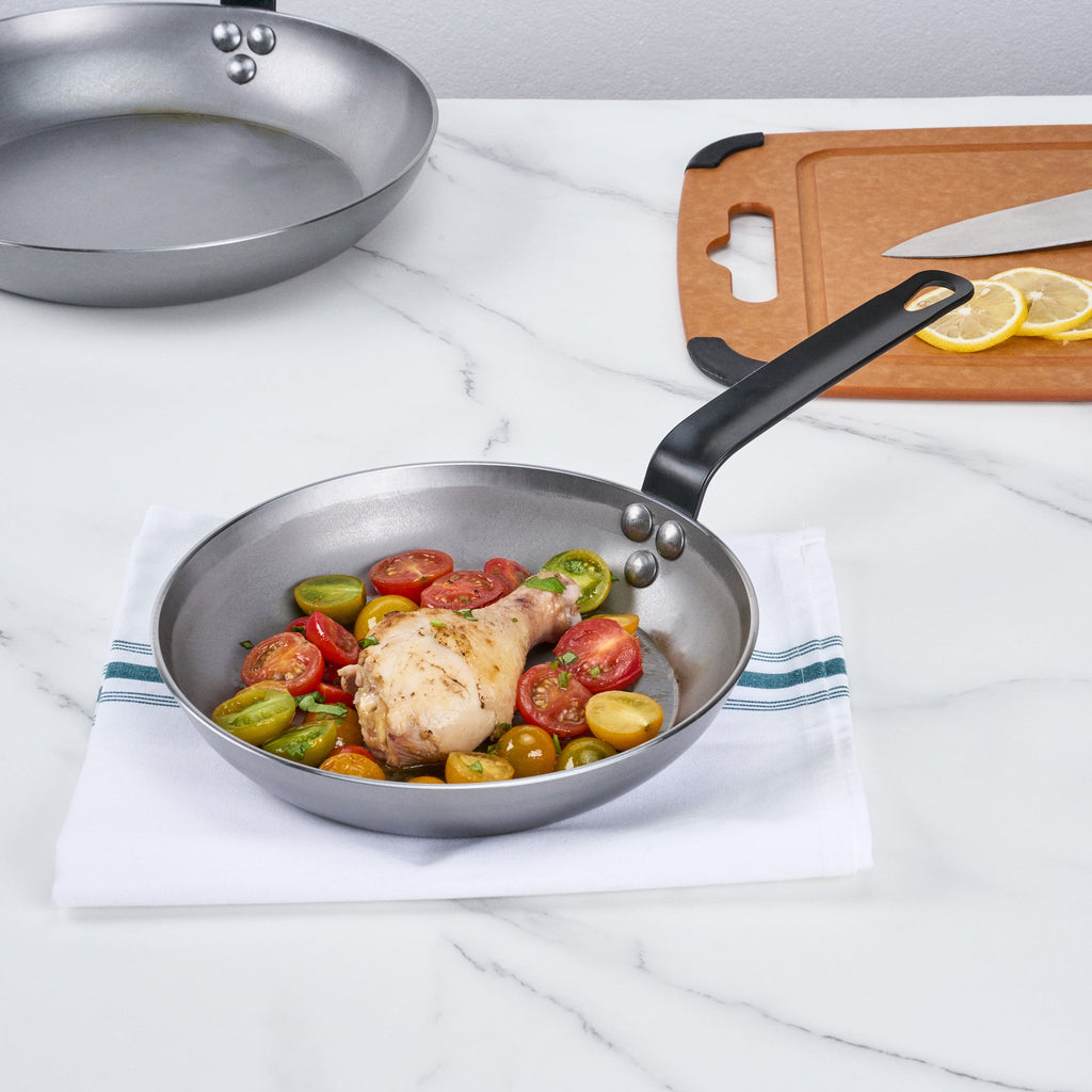 Met Lux Carbon Steel 9" Fry Pan - 1 count box