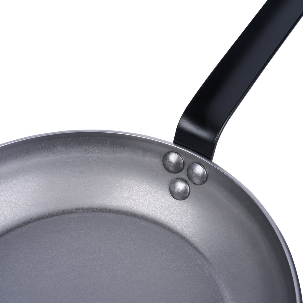 Met Lux Carbon Steel 9 1/2" Fry Pan - 6 count box