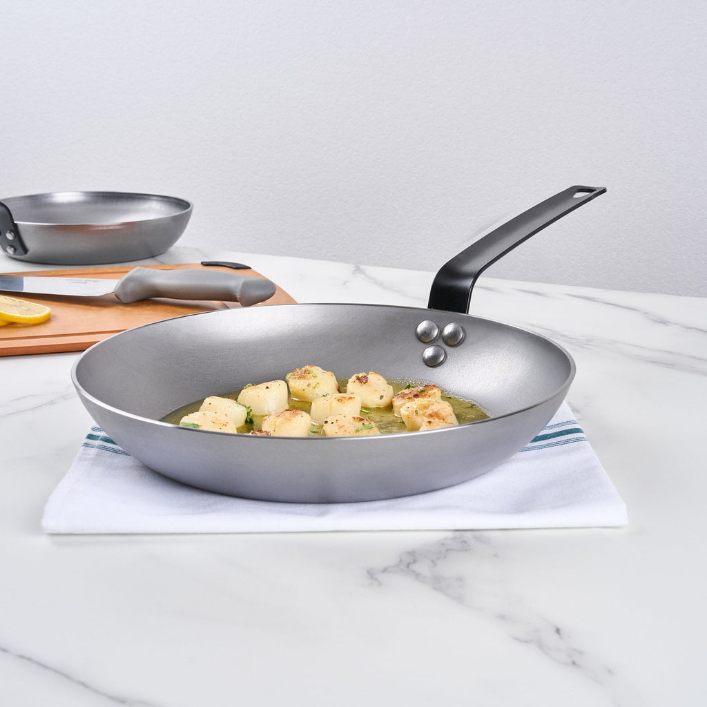 Met Lux Carbon Steel 11" Fry Pan - 1 count box