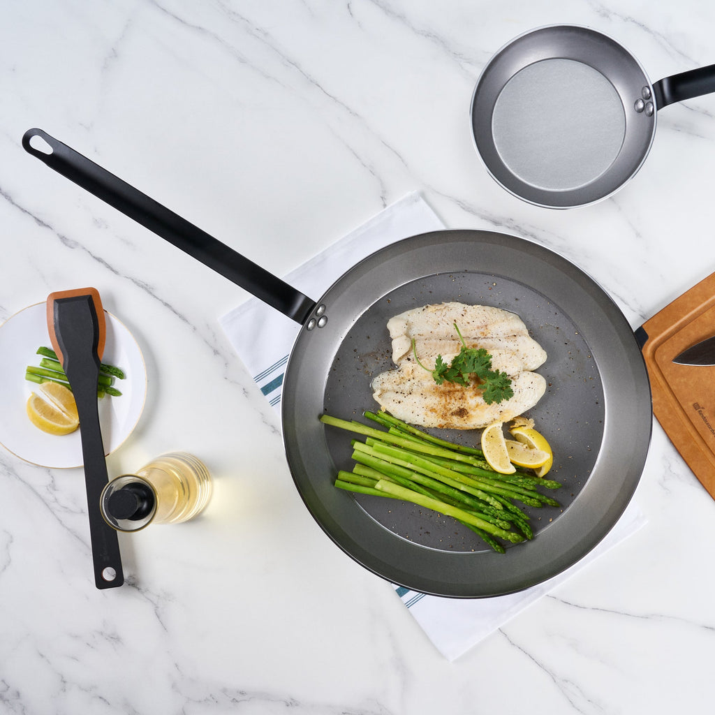Met Lux Carbon Steel 16" Fry Pan - 1 count box