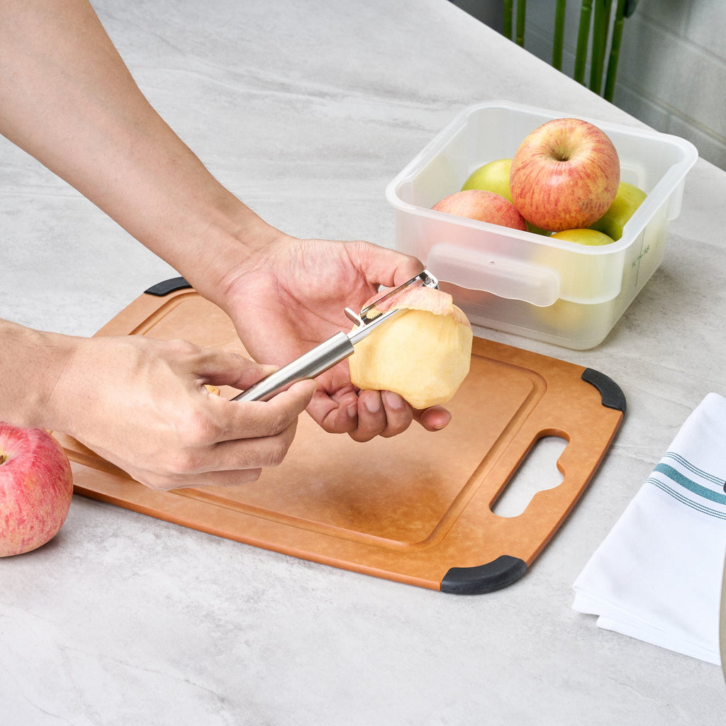 German Standard Stainless Steel Straight Vegetable Peeler - Serrated Straight Blade - 7 1/2'' - 1 count box