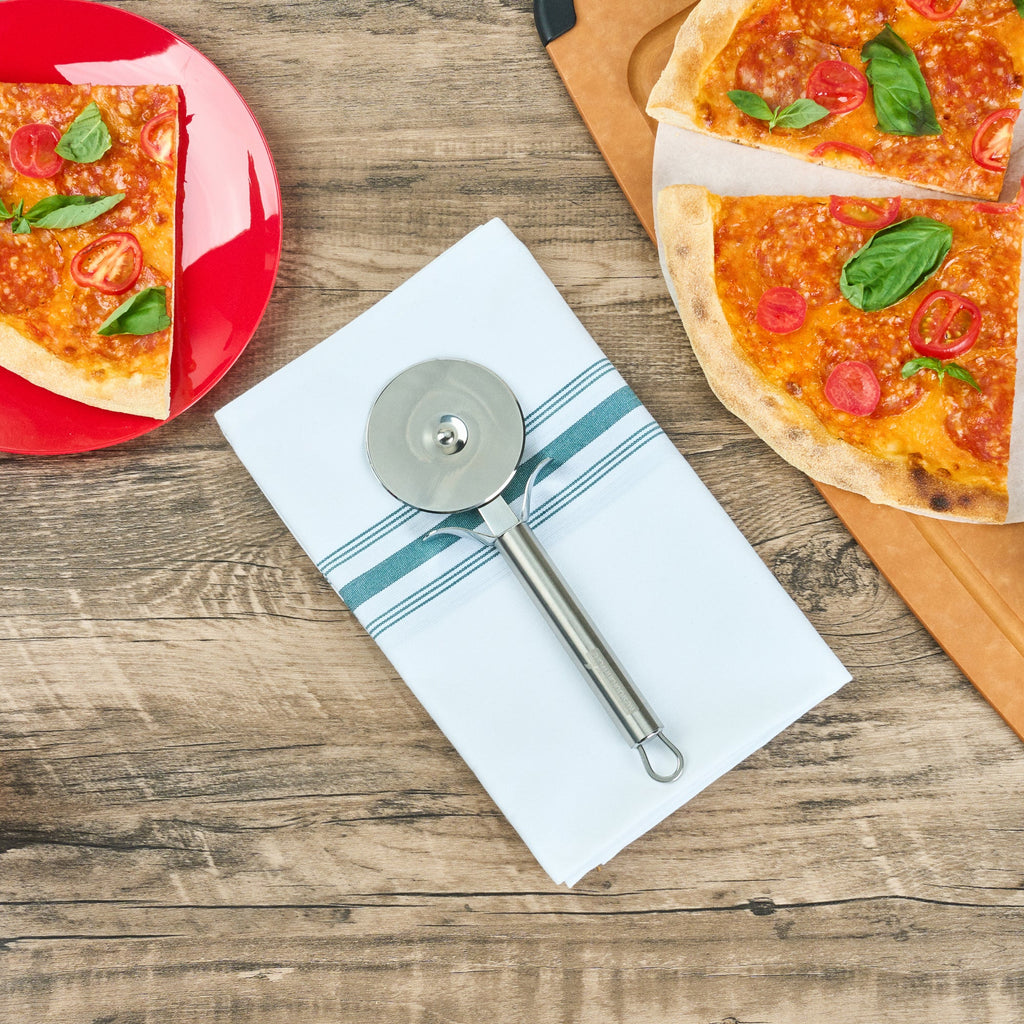 German Standard Stainless Steel Pizza Wheel - with Finger Guard - 7 3/4'' x 2 1/2'' - 24 count box
