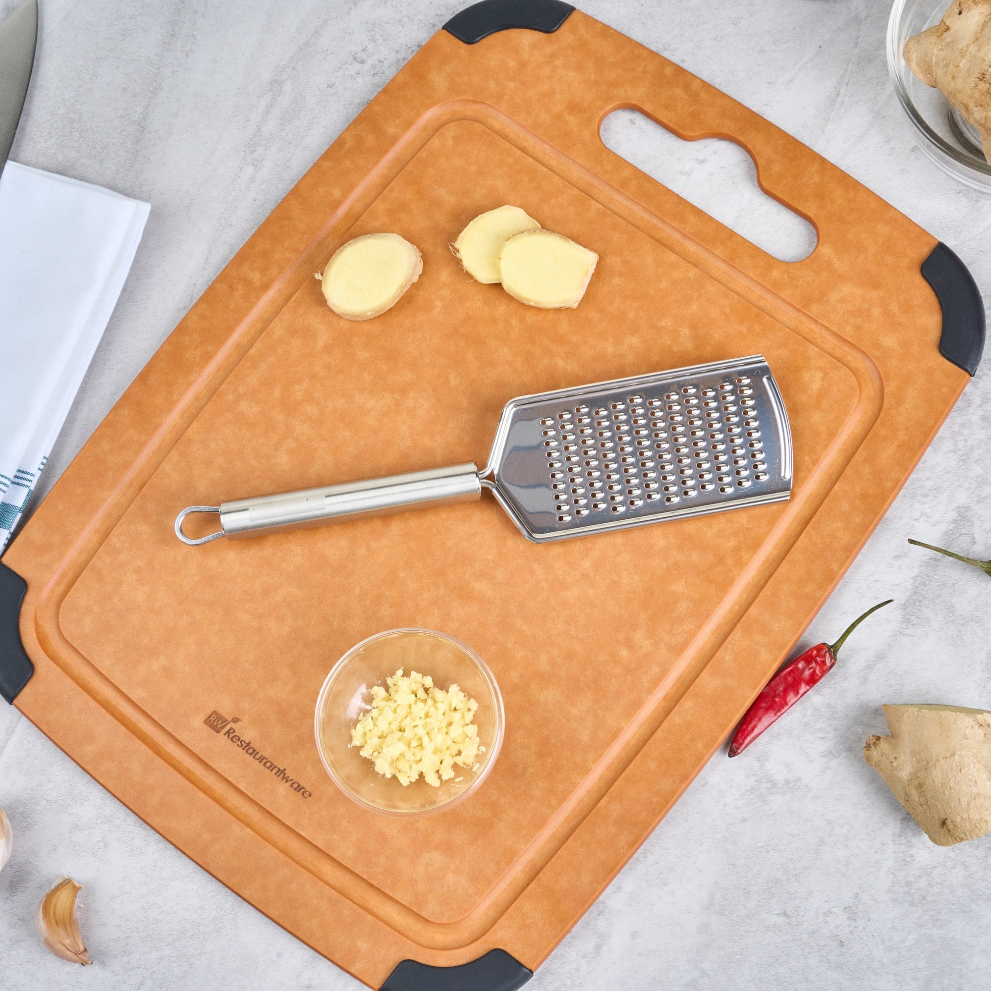 German Standard Stainless Steel Fine Grater - 9 3/4'' - 6 count box