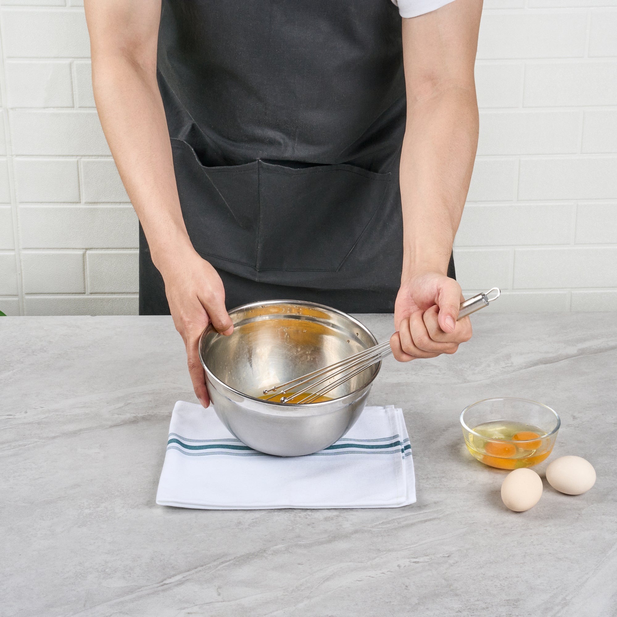 German Standard Stainless Steel Ball Whisk - 12 1/2'' - 1 count box