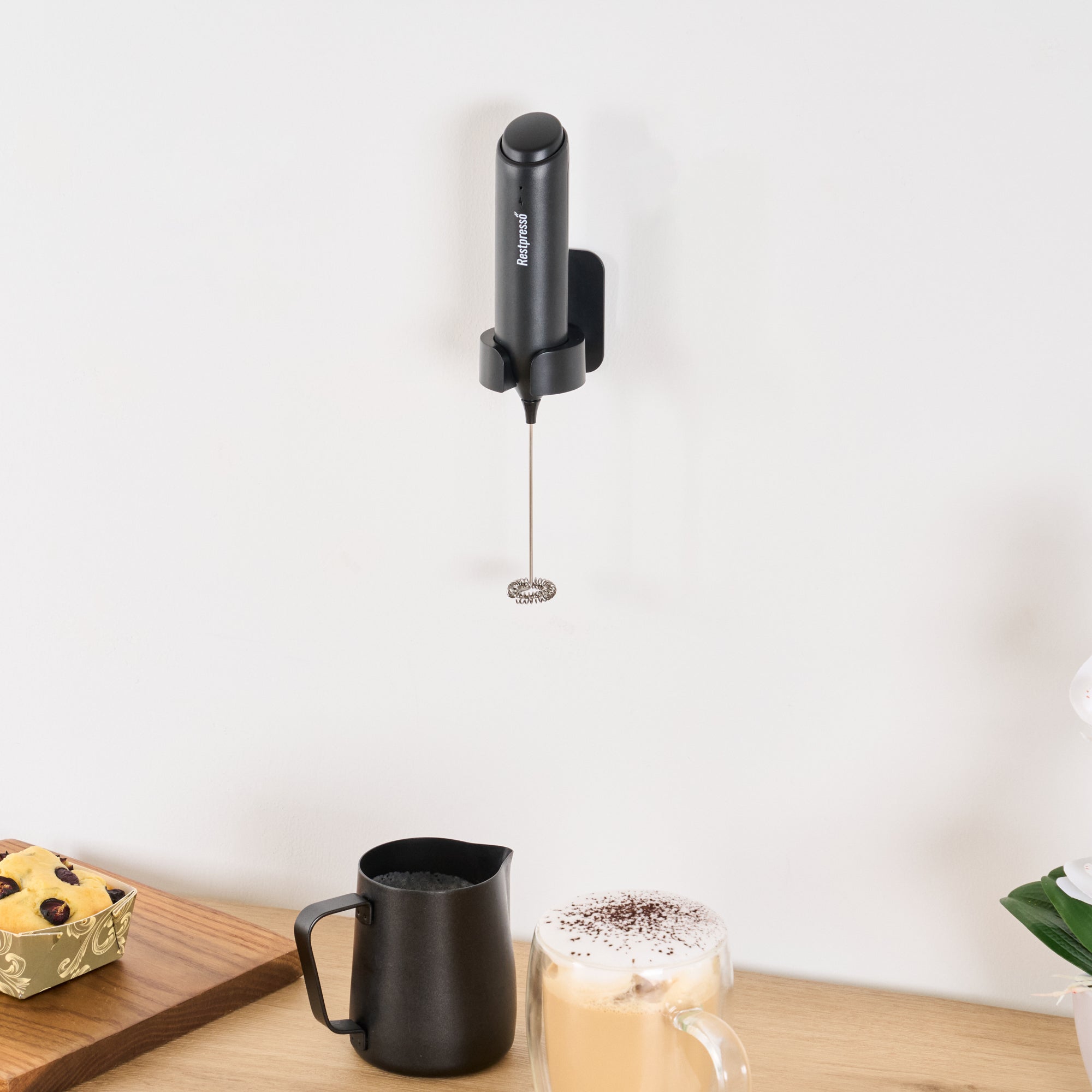 Restpresso Black Electric Handheld Milk Frother - with Charging Stand - 1 1/4'' x 1 1/4'' x 9'' - 1 count box
