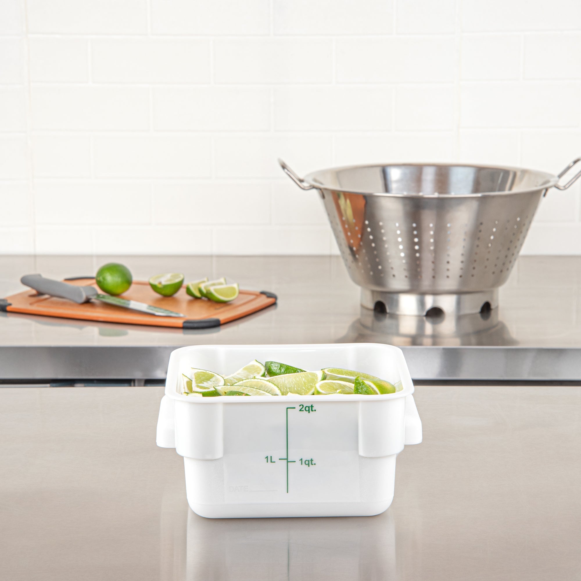 Met Lux 2 qt Square White Plastic Food Storage Container - with Green Volume Markers - 7" x 7" x 4" - 10 count box