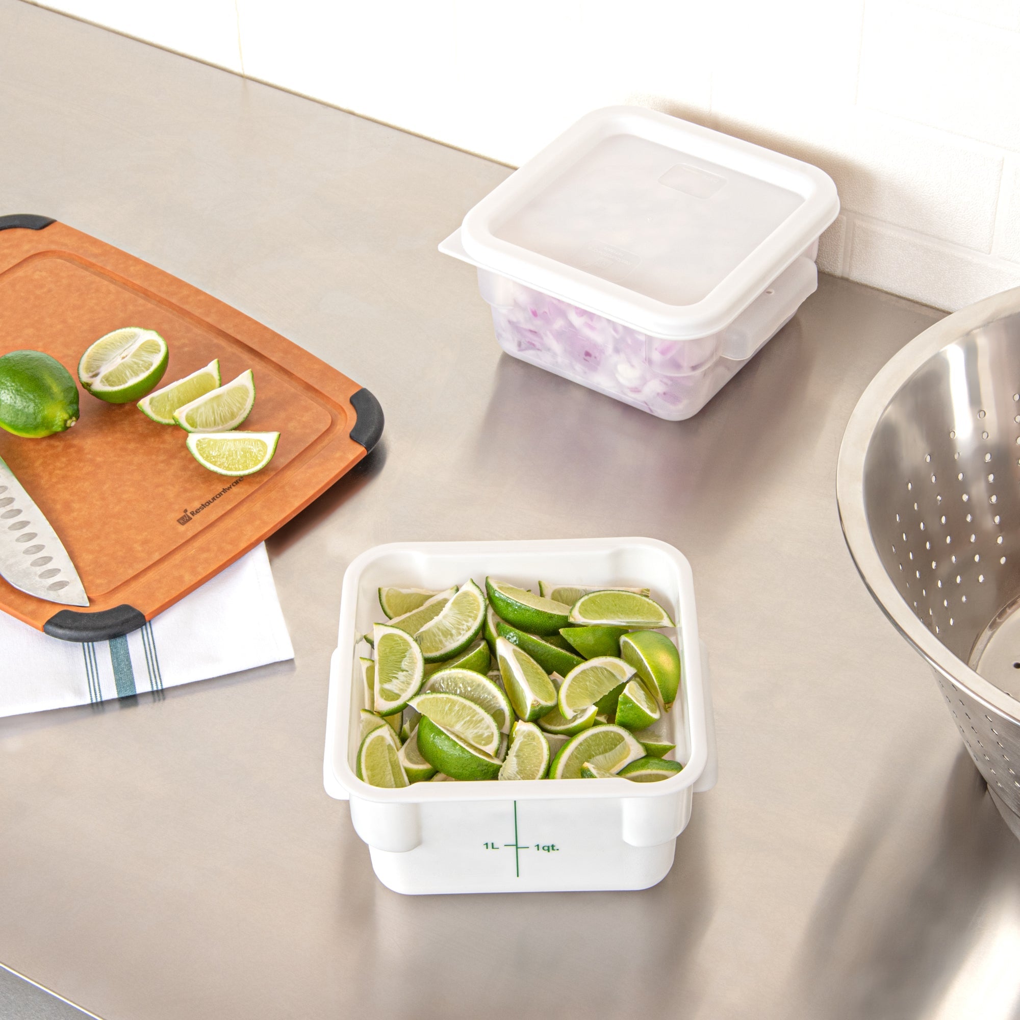 Met Lux 2 qt Square White Plastic Food Storage Container - with Green Volume Markers - 7" x 7" x 4" - 10 count box