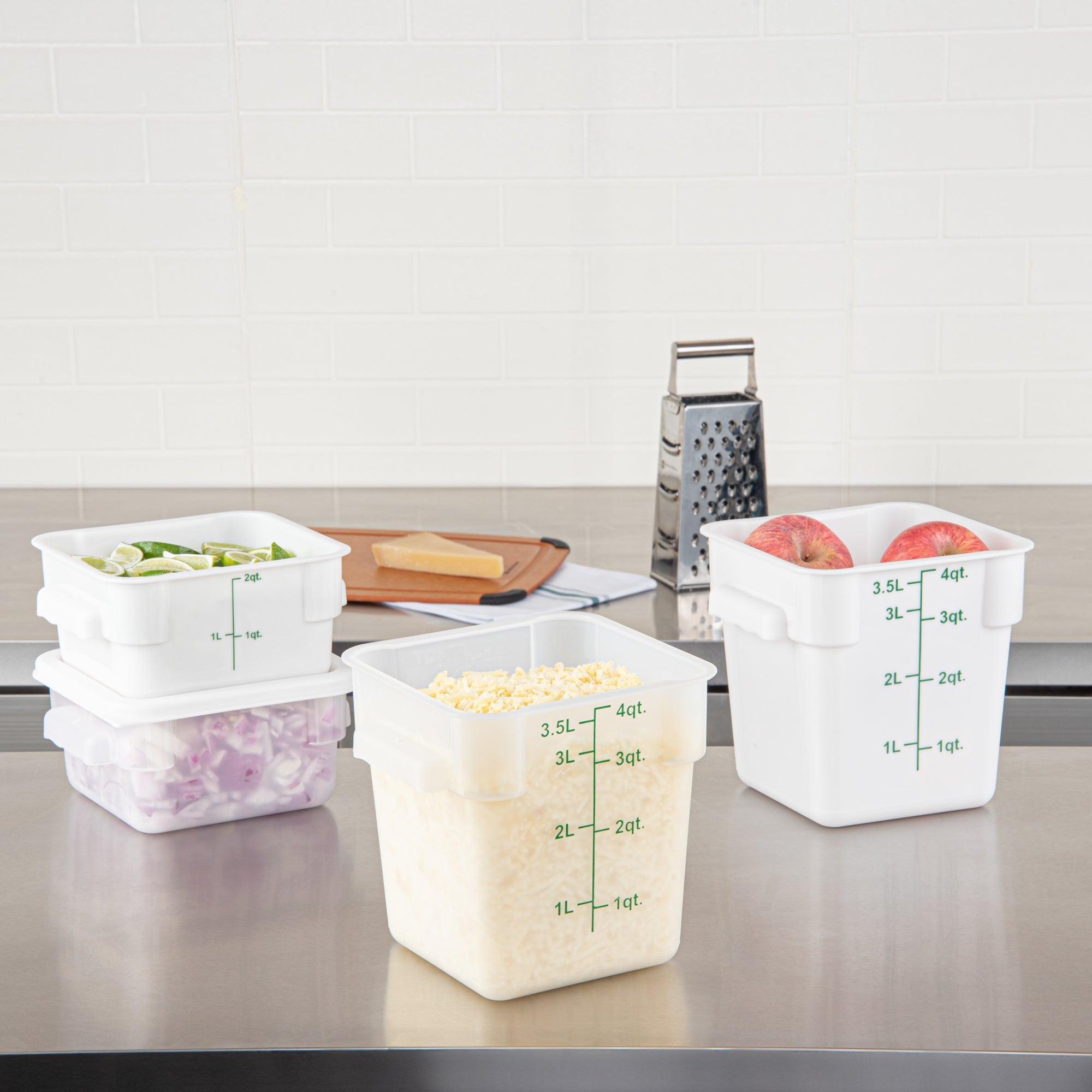 Met Lux 4 qt Square Translucent Plastic Food Storage Container - with Green Volume Markers - 7" x 7" x 7 1/2" - 1 count box