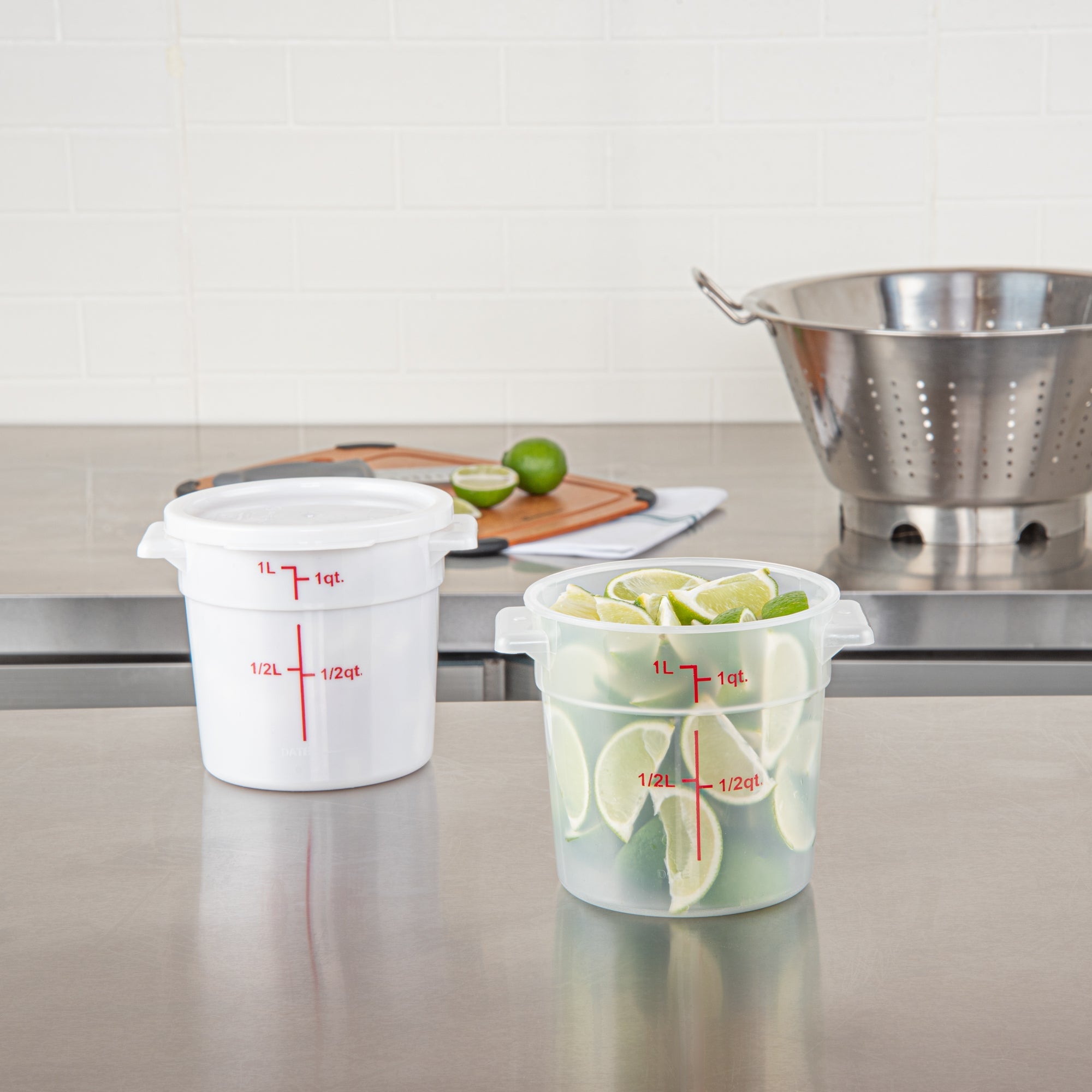 Met Lux 1 qt Round Translucent Plastic Food Storage Container - with Red Volume Markers - 5" x 5" x 5" - 10 count box